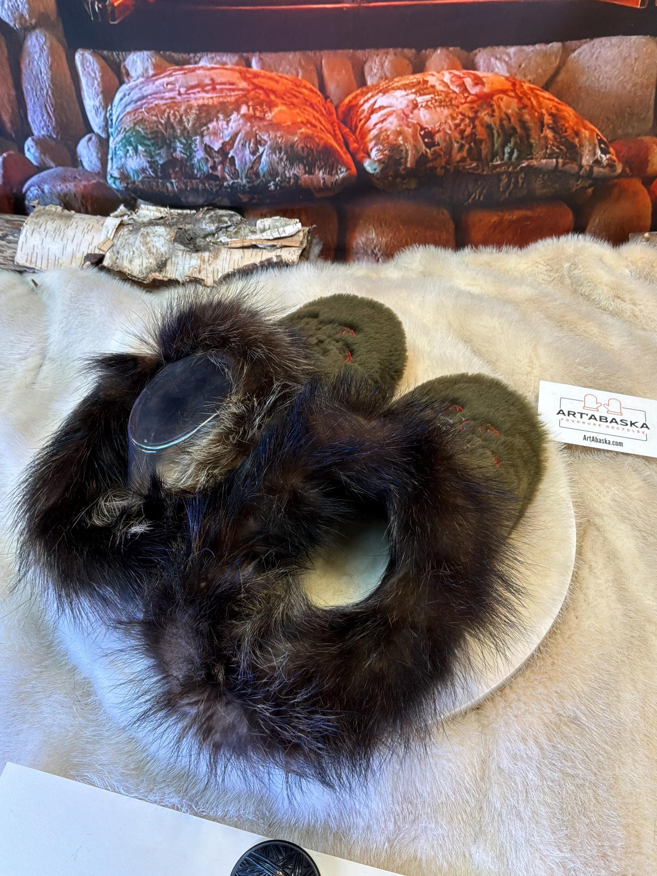 Slipper Blanche pointure 8 femme – Sherling italien & cuir recyclé, pièce unique faite à la main au Québec Édition brodée