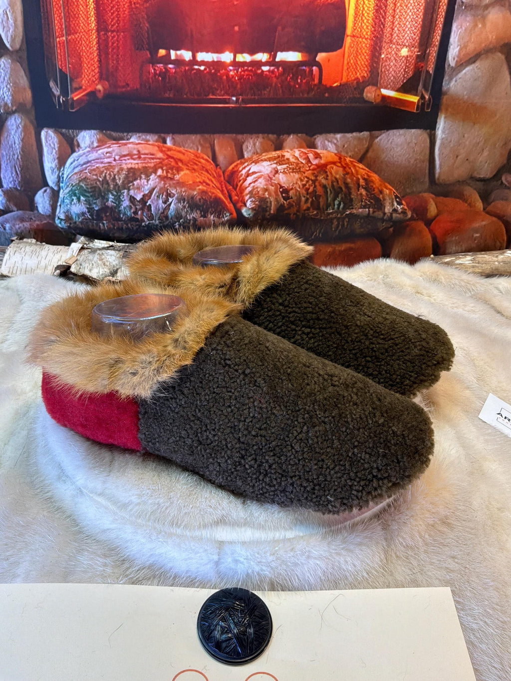 Slipper Paquerette pointure 9 Homme / 11 Femme – Sherling italien & cuir recyclé, pièce unique faite à la main au Québec