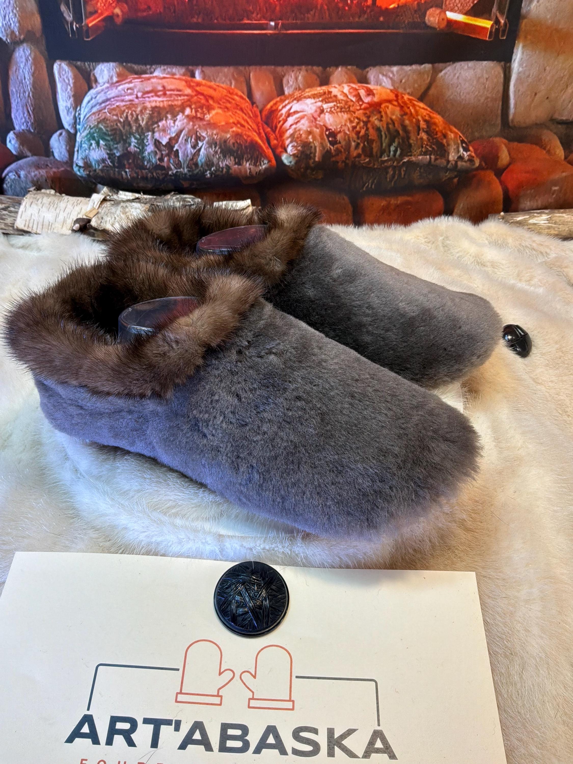 Slipper Armande pointure 9 Homme / 11 Femme – Sherling italien & cuir recyclé, pièce unique faite à la main au Québec