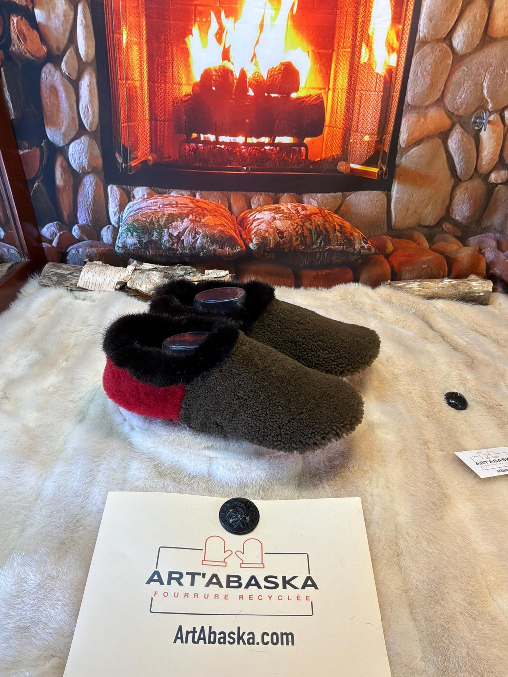 Slipper Ernestine pointure 11 Homme – Sherling italien & cuir recyclé, pièce unique faite à la main au Québec