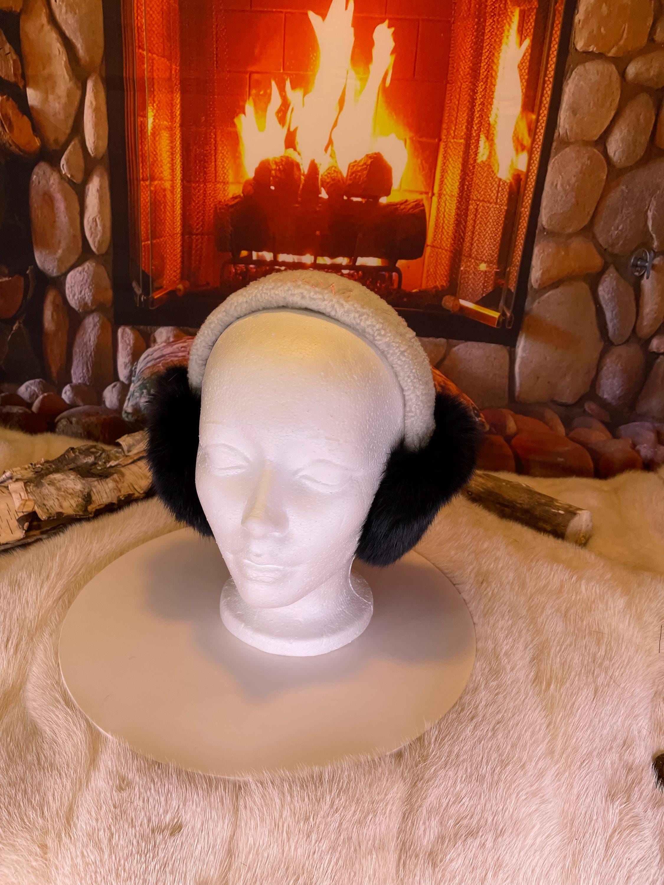 Cache-Oreilles tout en fourrure recyclée édition Lapin noir naturel recyclé et mouton rasé dessus la tête Les Lynda 2