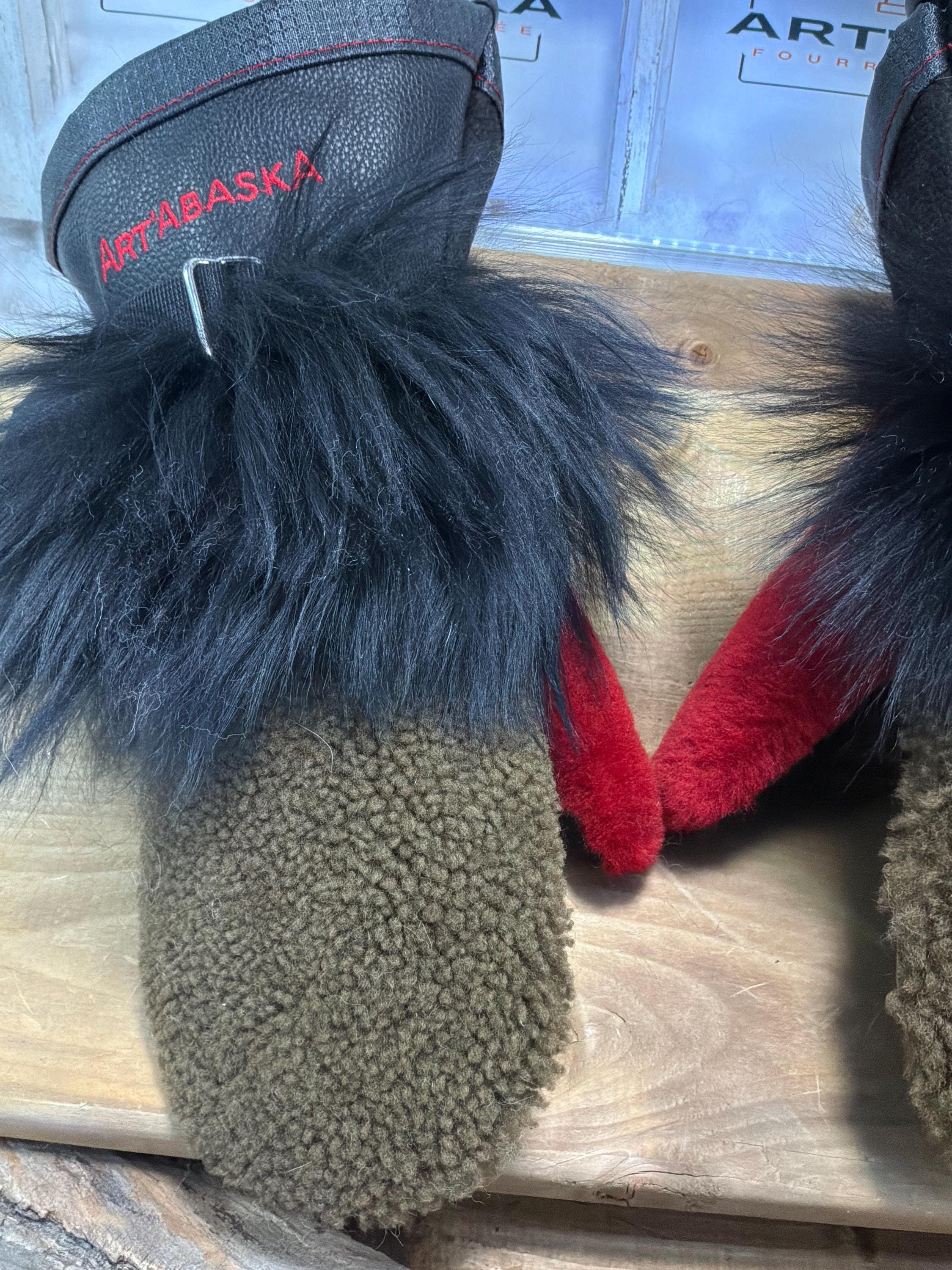 Mitaines Aimée en fourrure recyclée et cuir italien faites à la main au Québec grandeur Medium