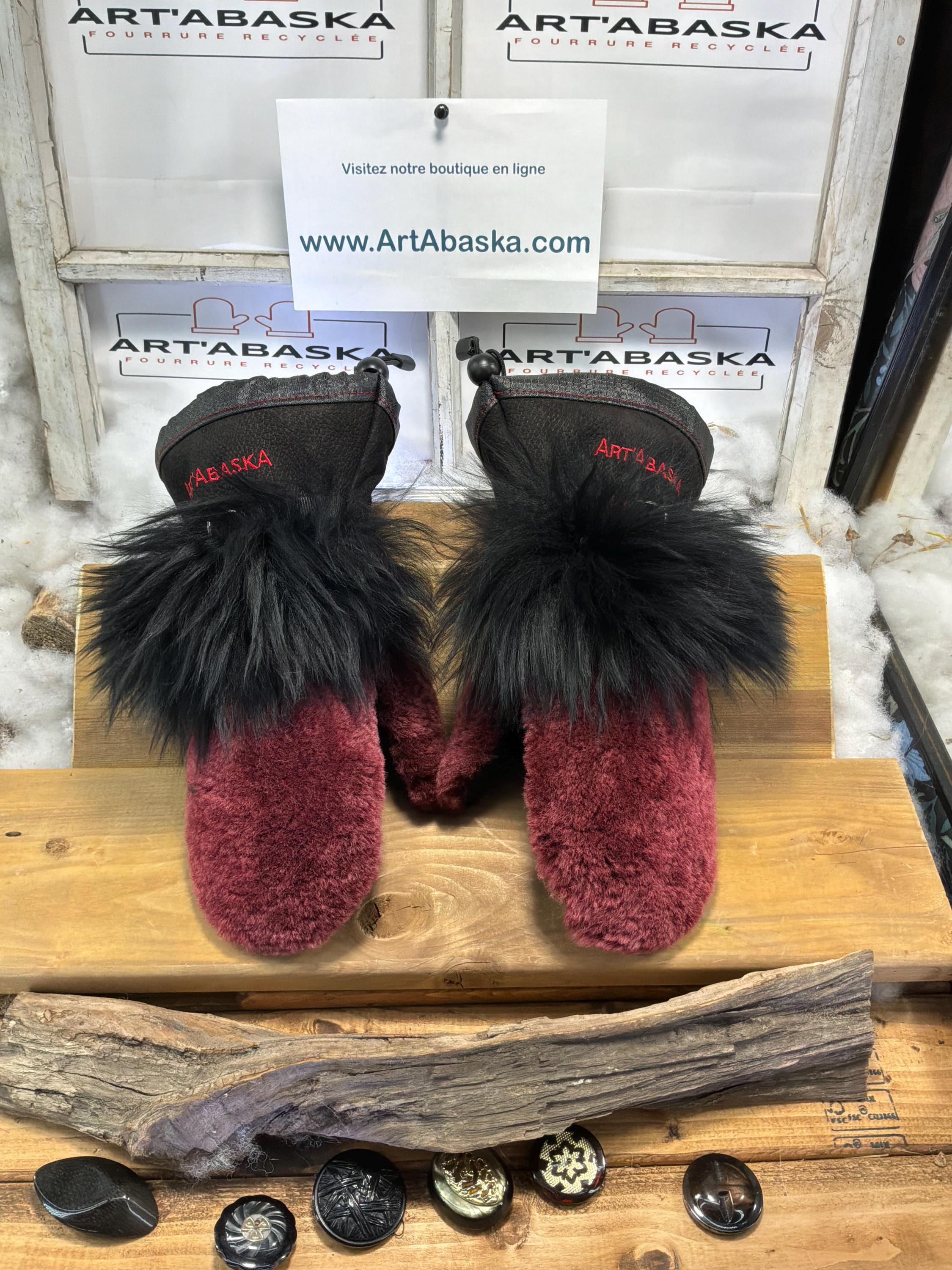 Mitaines Catherine Medium fourrure recyclée mouton rasé rosé cuir italien fait à la main Québec Édition « les belles Framboises »