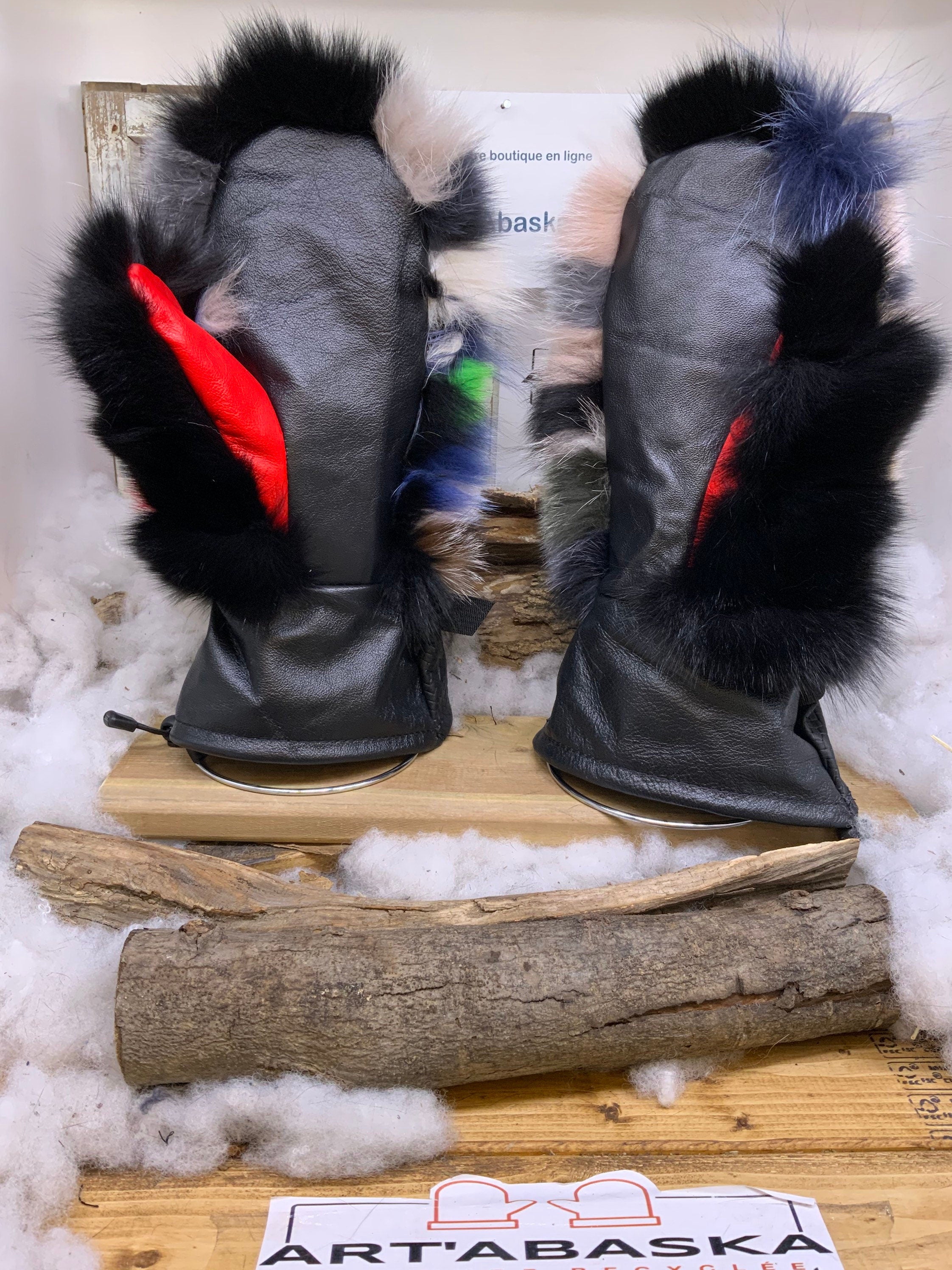 Mitaines Christiane X Large – Patchwork renard recyclé, cuir noir & rouge – Artisanat unique Québec