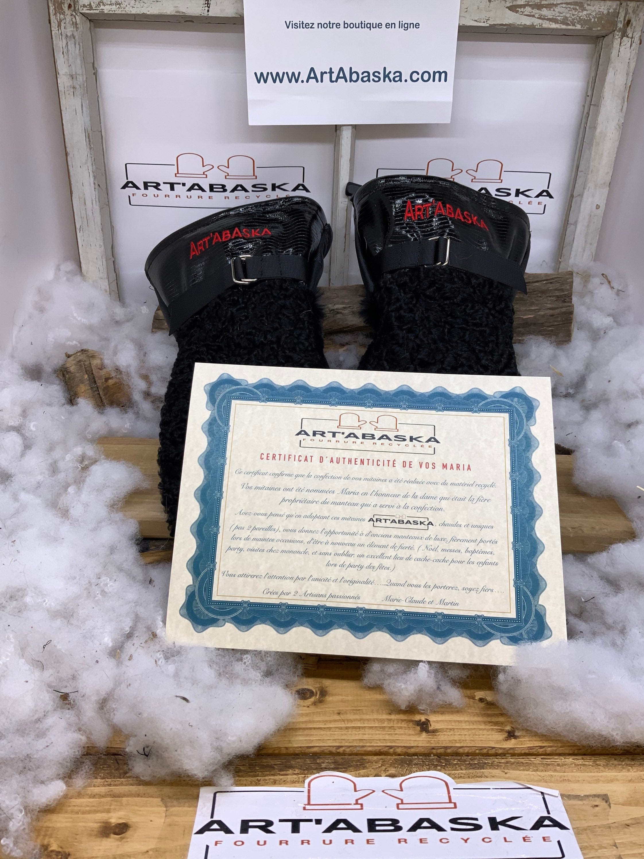 Mitaines XL Maria – Mouton de Perse & lapin noir, cuir recyclé noir/rouge, intérieur amovible feutre polar, fait à la main Québec
