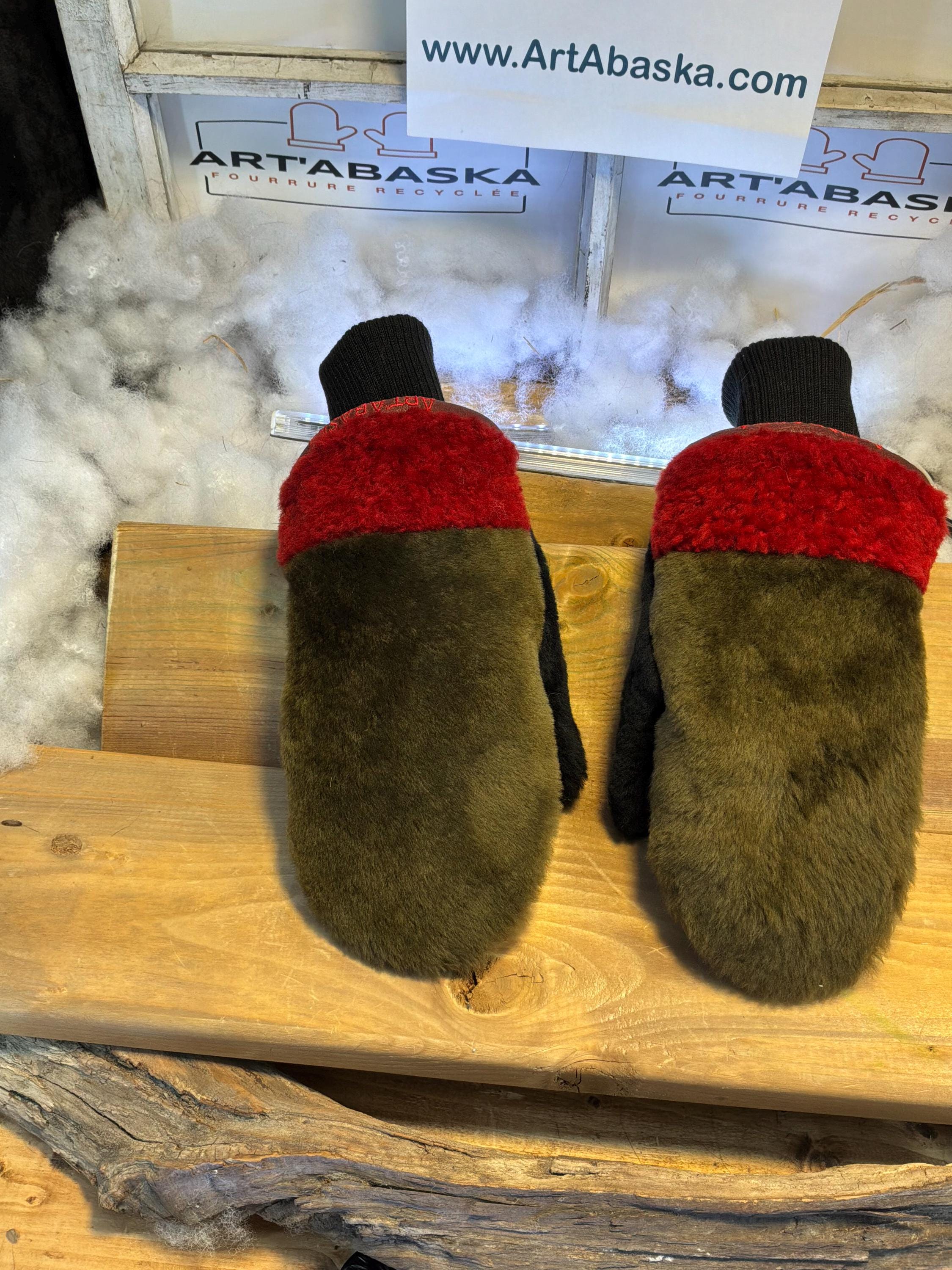 Mitaines de ville Large Éliane en fourrure recyclée – Faites à la main au Québec – Légères, élégantes, confort urbain – ArtAbaska