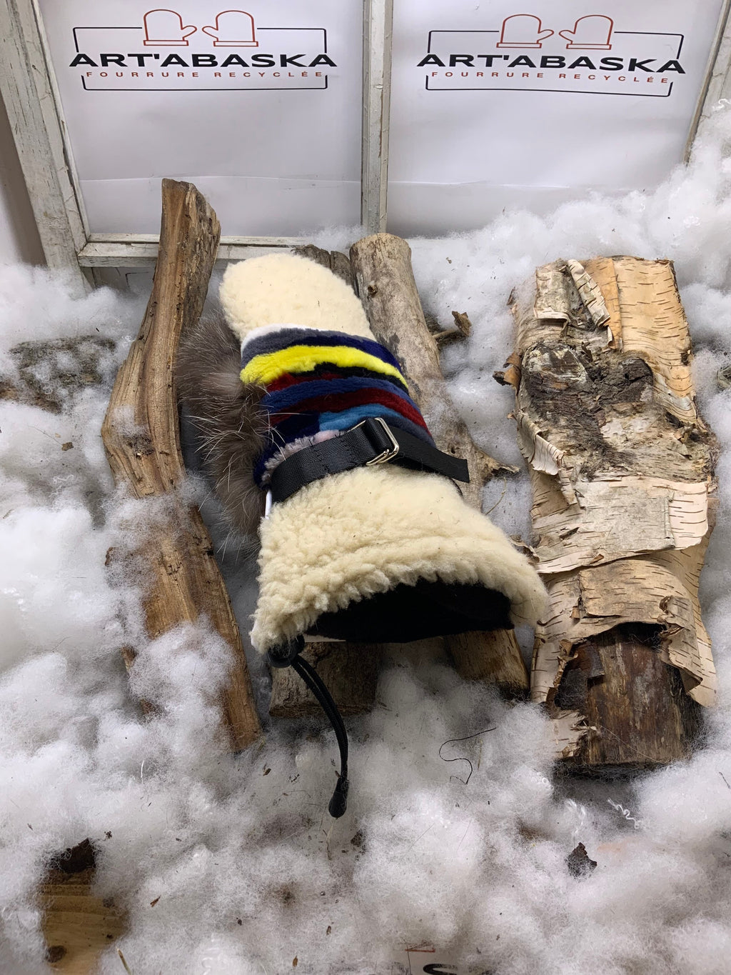 Mitaines Alphonsine Small – Édition limitée, fourrures recyclées renard et mouton, intérieur en fourrure, fait à la main Québec