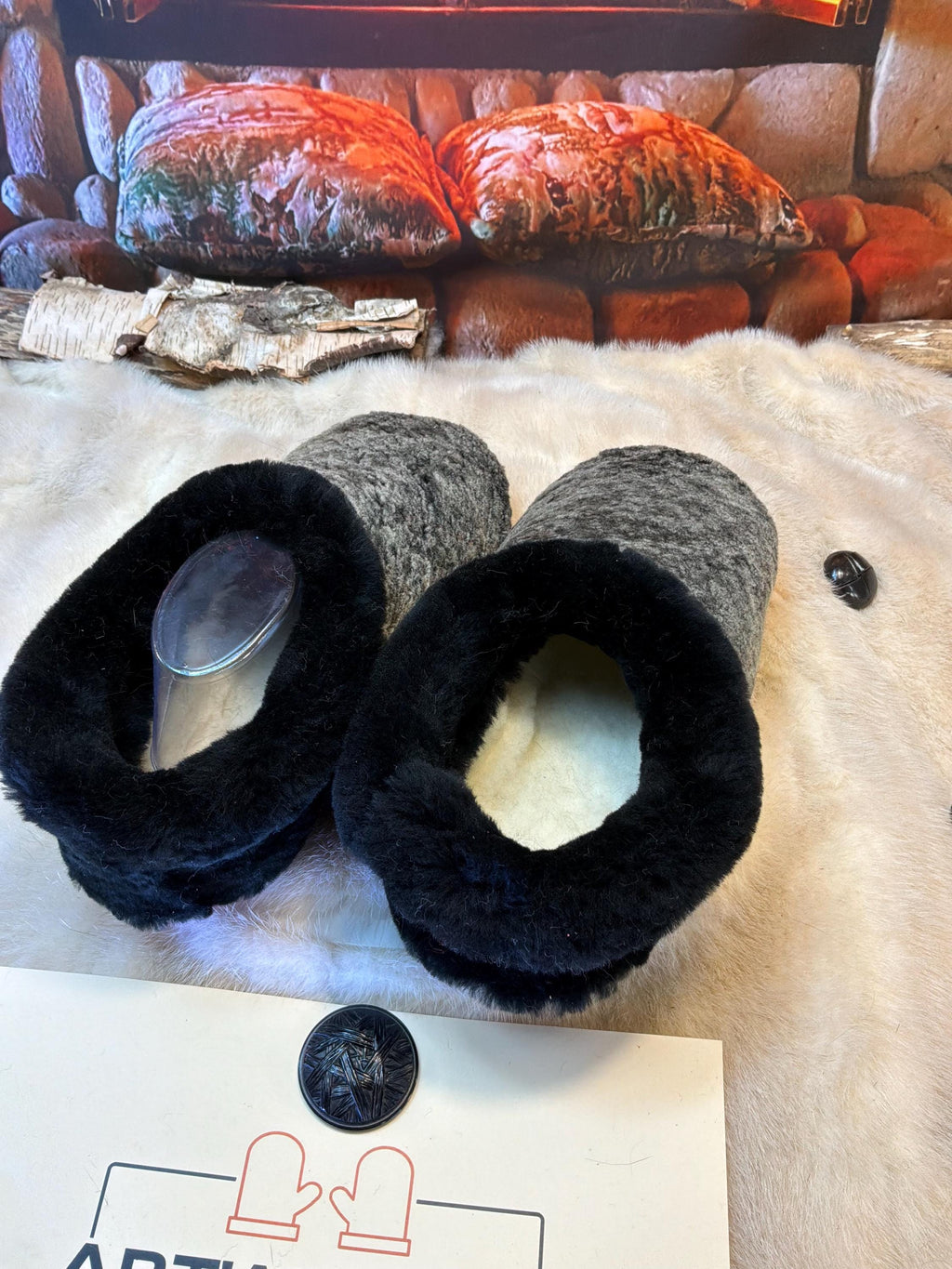 Slipper Odile pointure 9 Homme - 11 femme Sherling italien & cuir recyclé, pièce unique faite à la main au Québec