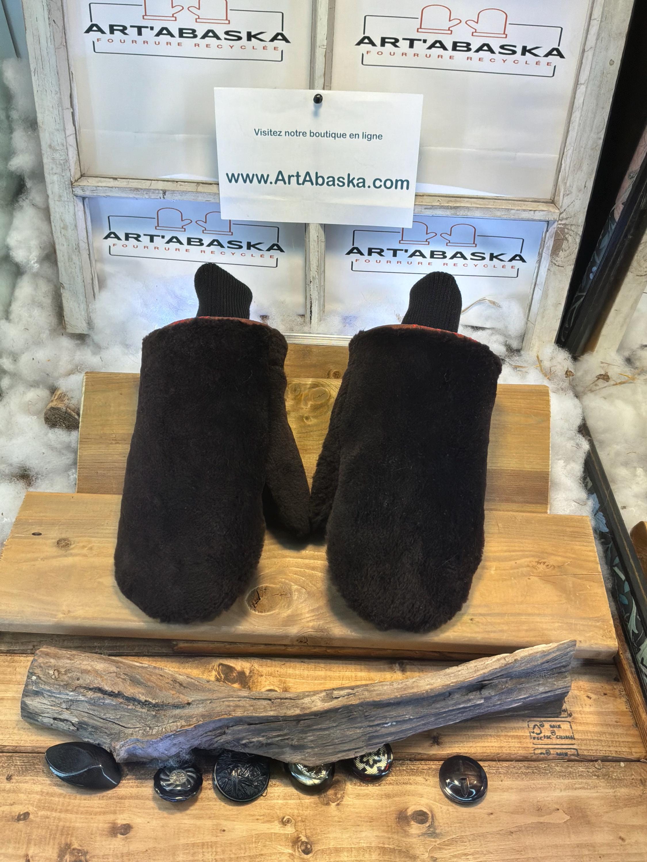 Mitaines de ville X-Large Rollande en fourrure recyclée – Faites à la main au Québec – Légères, élégantes, confort urbain – ArtAbaska