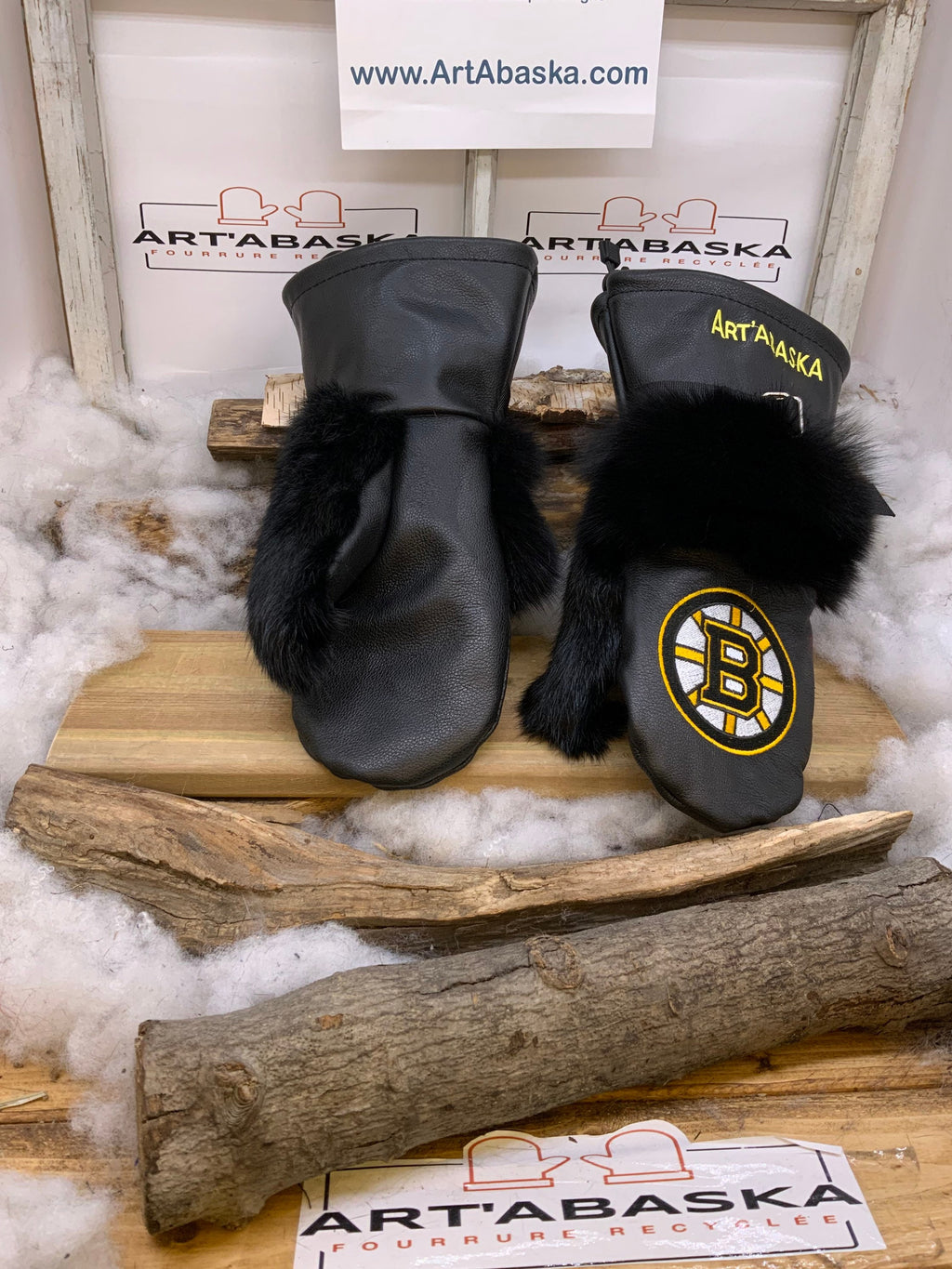 Mitaines Augustine Large – Édition Bruins de Boston cuir noir recyclé avec fourrure renard et lapin – fait main Québec