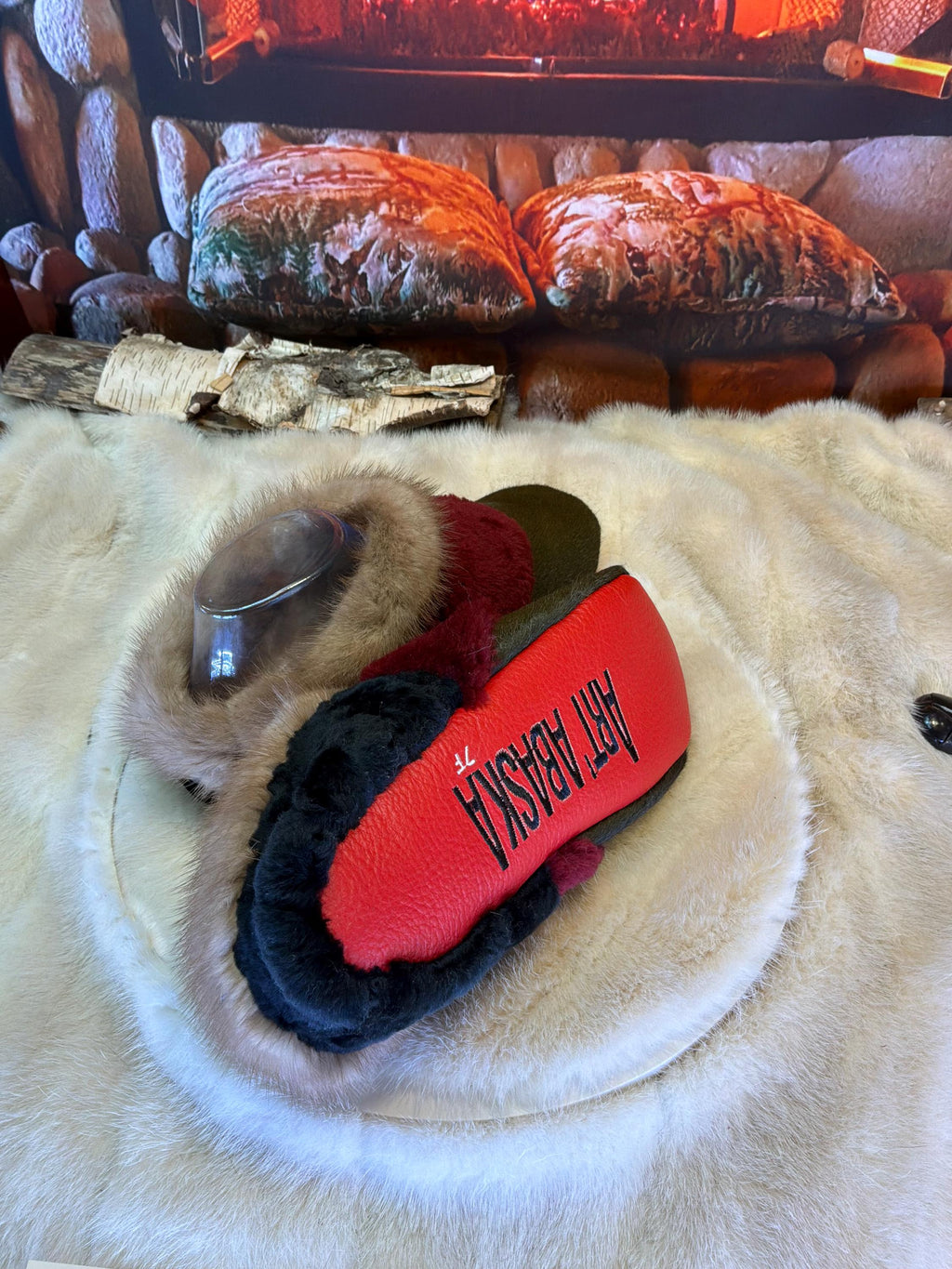 Slipper Eugénie pointure 7 femme – Sherling italien & cuir recyclé, pièce unique faite à la main au Québec