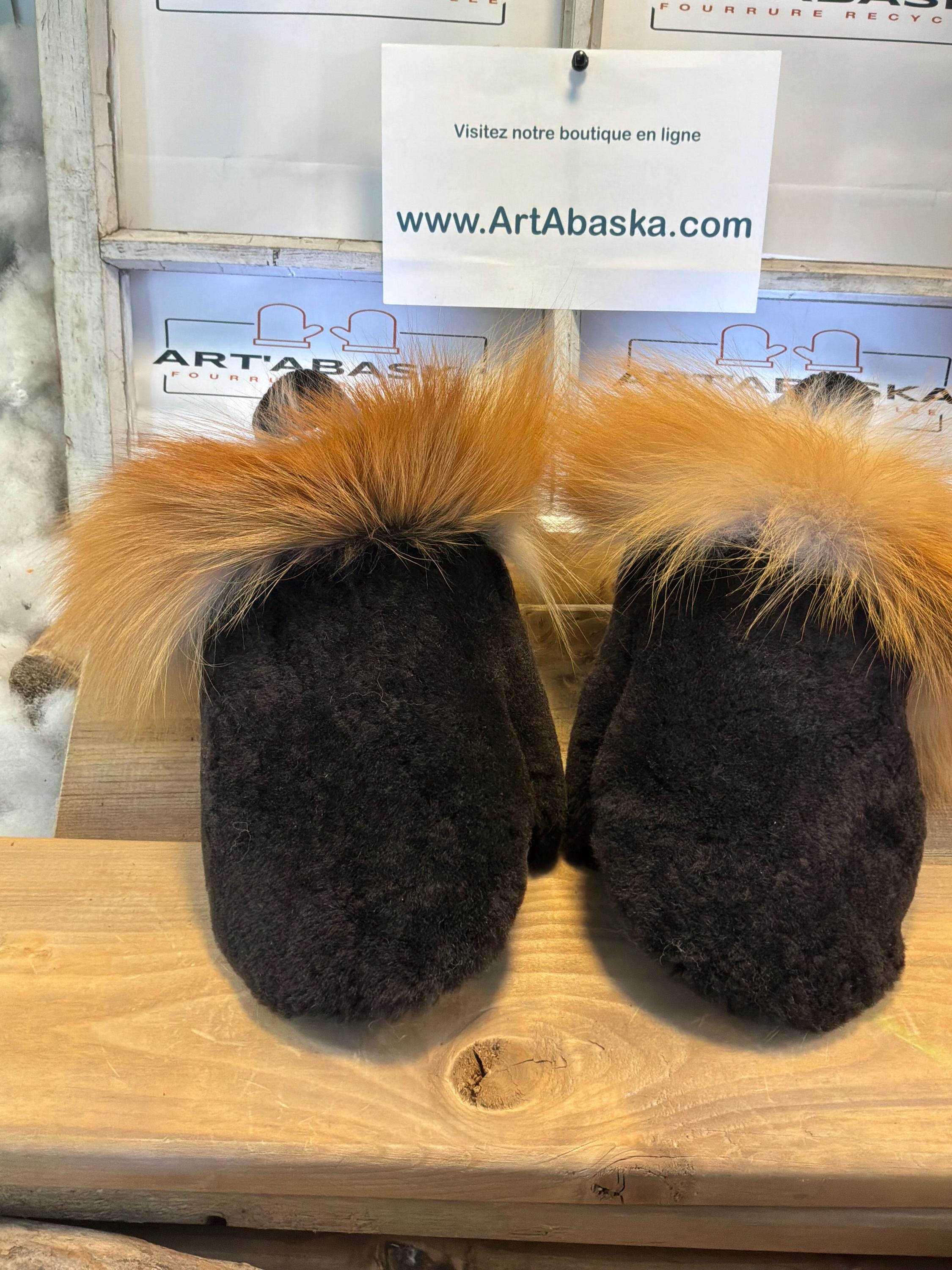 Mitaines de ville Medium Véronique en fourrure recyclée – Faites à la main au Québec – Légères, élégantes, confort urbain – ArtAbaska