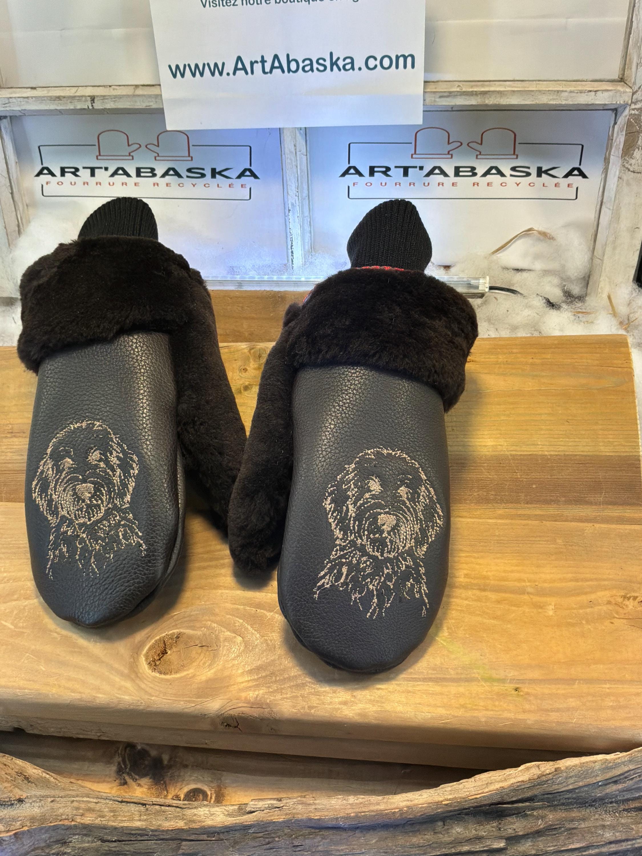 Mitaines de ville Medium Éliane en fourrure recyclée – Faites à la main au Québec – Légères, élégantes, édition Golden Doodle – ArtAbaska