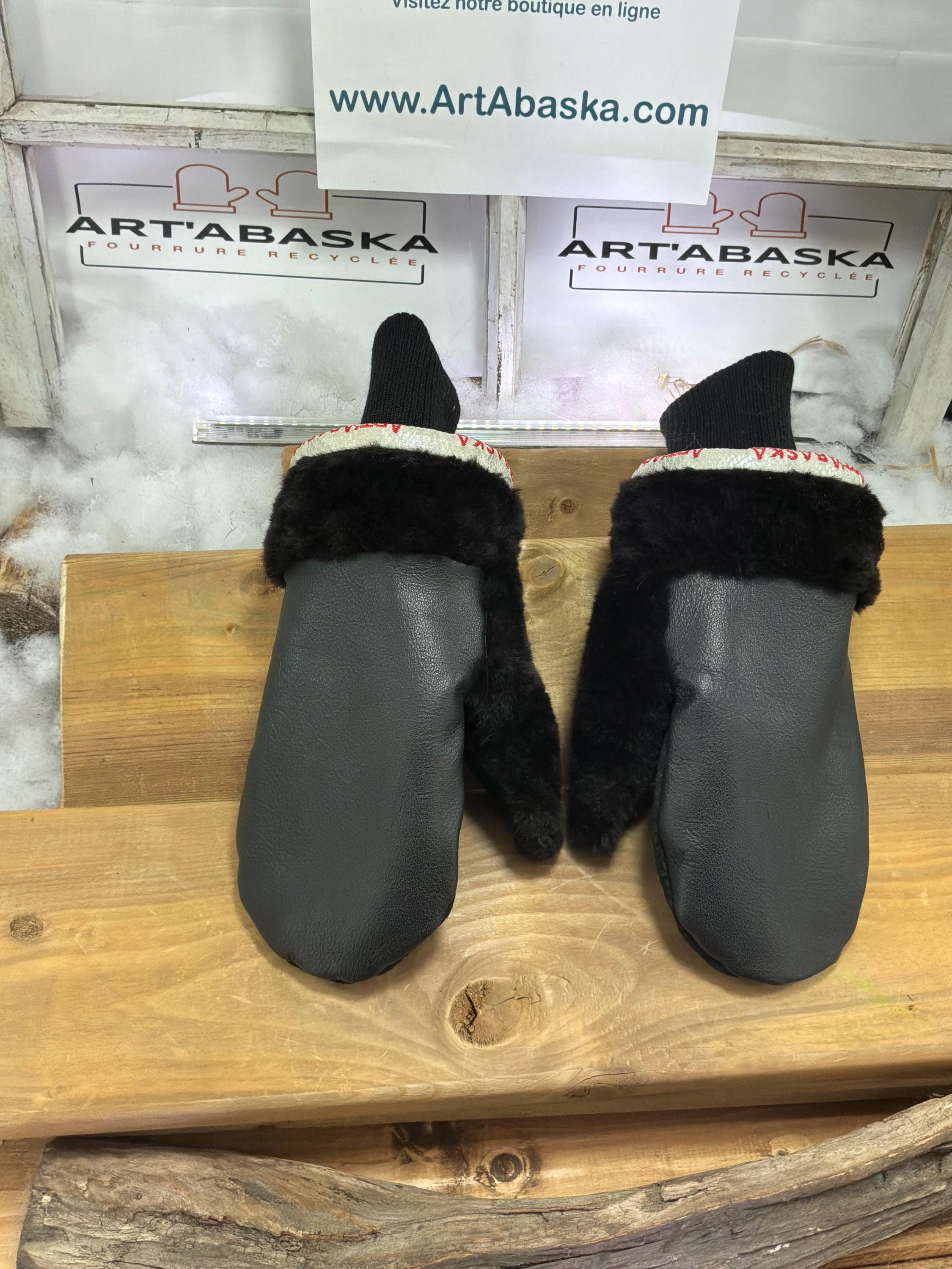 Mitaines de ville Medium Yvette en fourrure recyclée – Faites à la main au Québec – Légères, élégantes, confort urbain – ArtAbaska