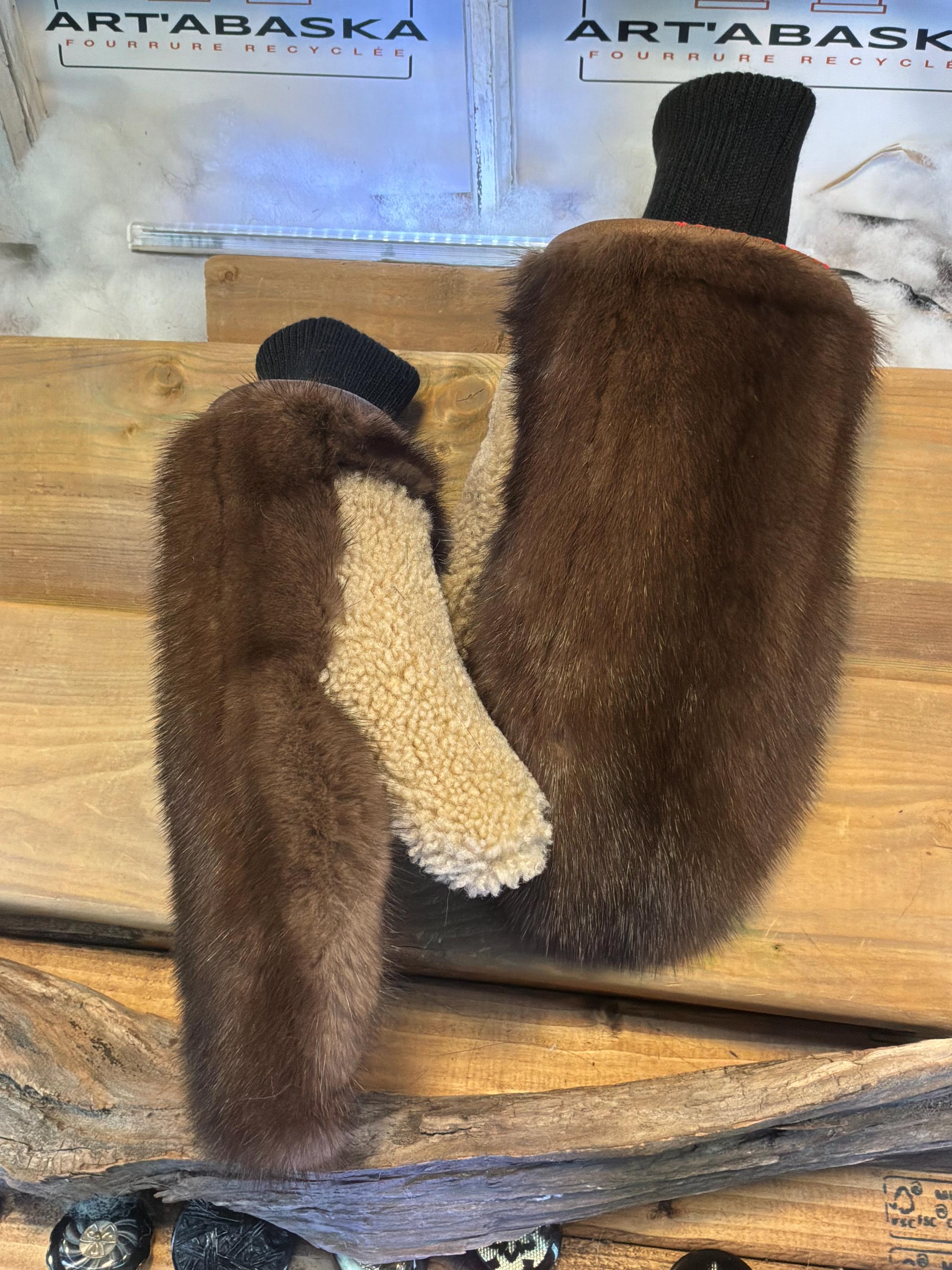 Mitaines de ville X-Large Fleur-Ange en fourrure recyclée – Faites à la main au Québec – Légères, élégantes, confort urbain – ArtAbaska