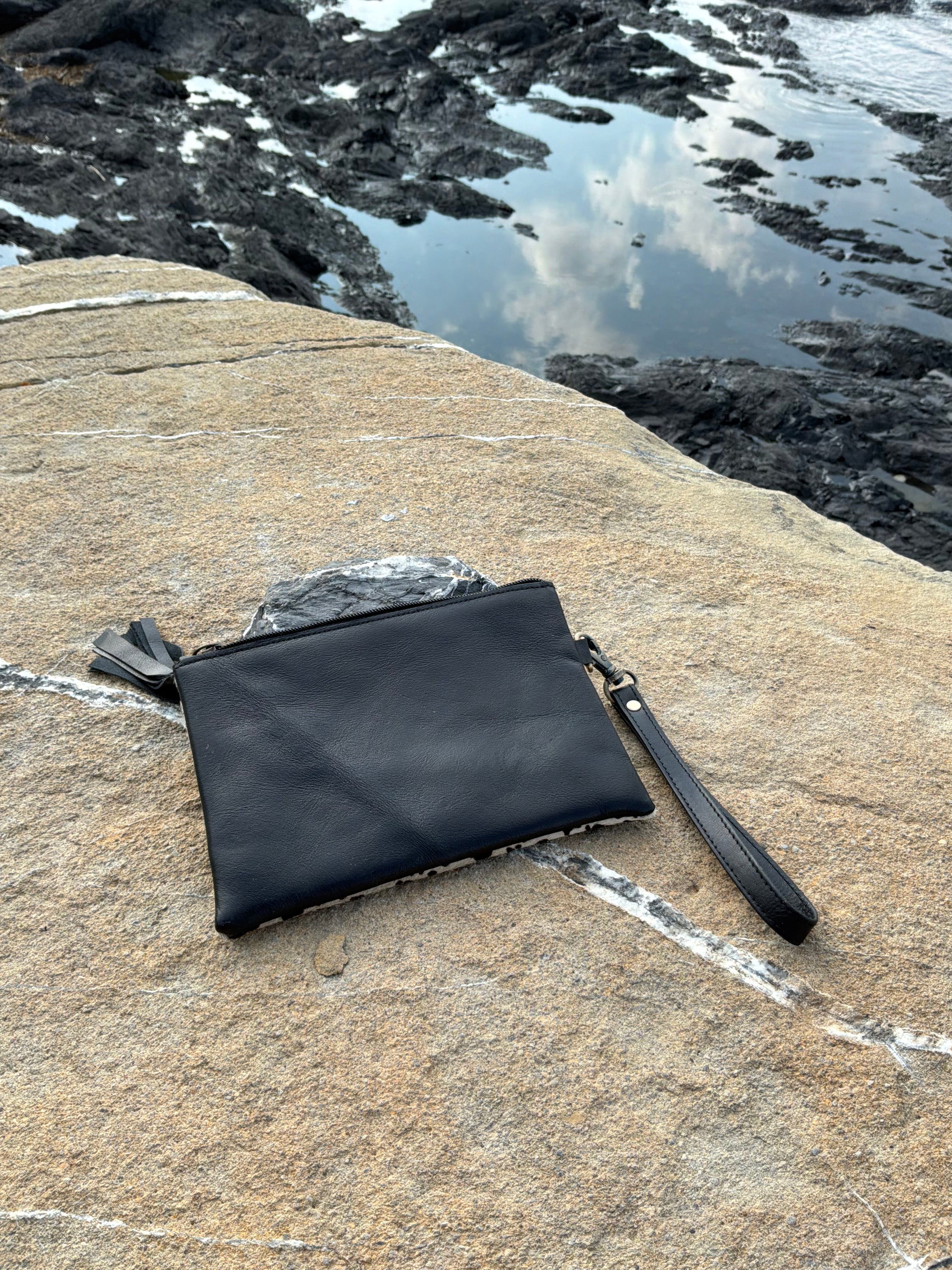 Pochette-portefeuille multifonction en fourrure de vache imprimée Vache – ArtAbaska