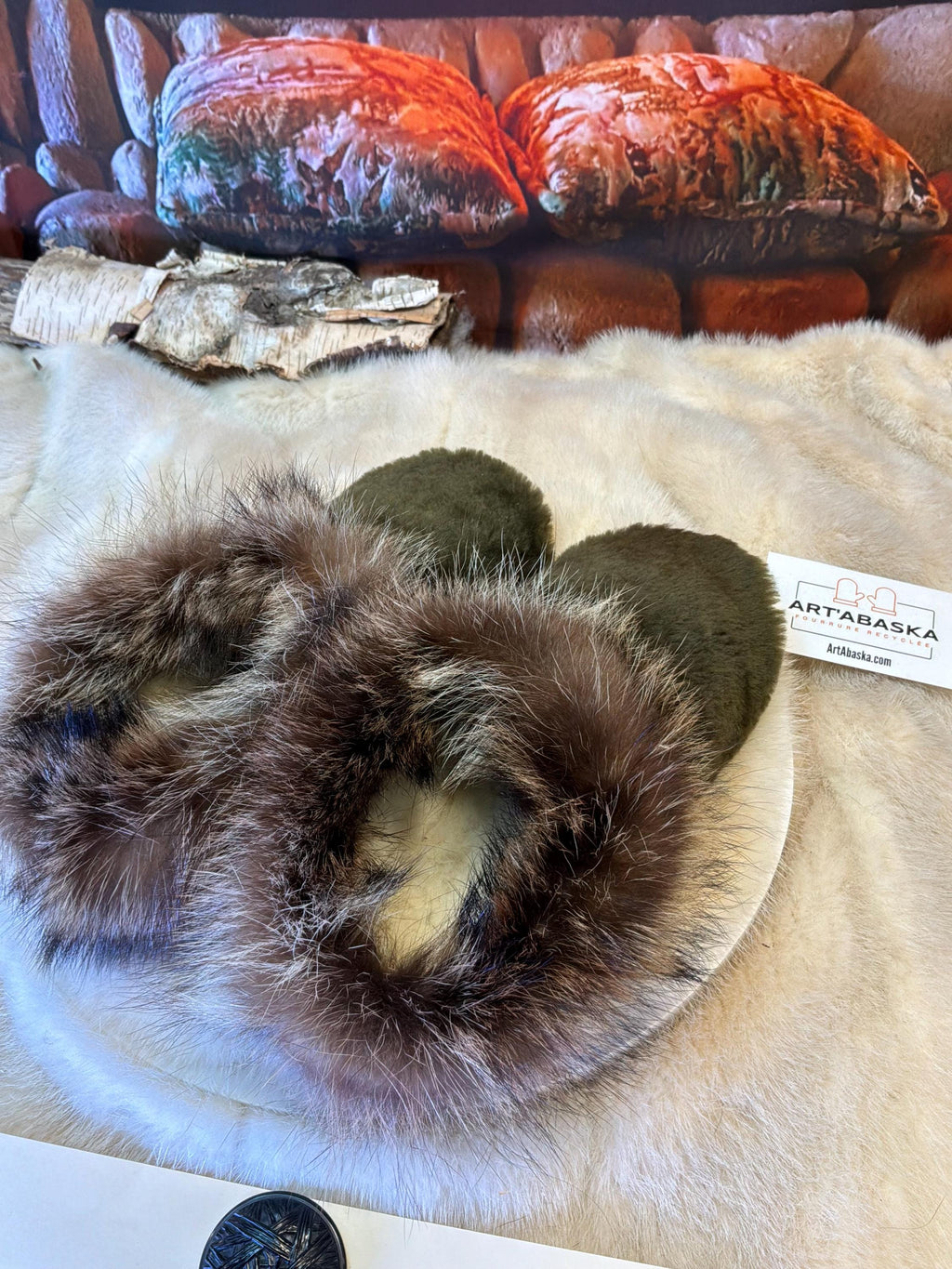 Slipper Fleurette pointure 6 femme – Sherling italien & cuir recyclé, pièce unique faite à la main au Québec