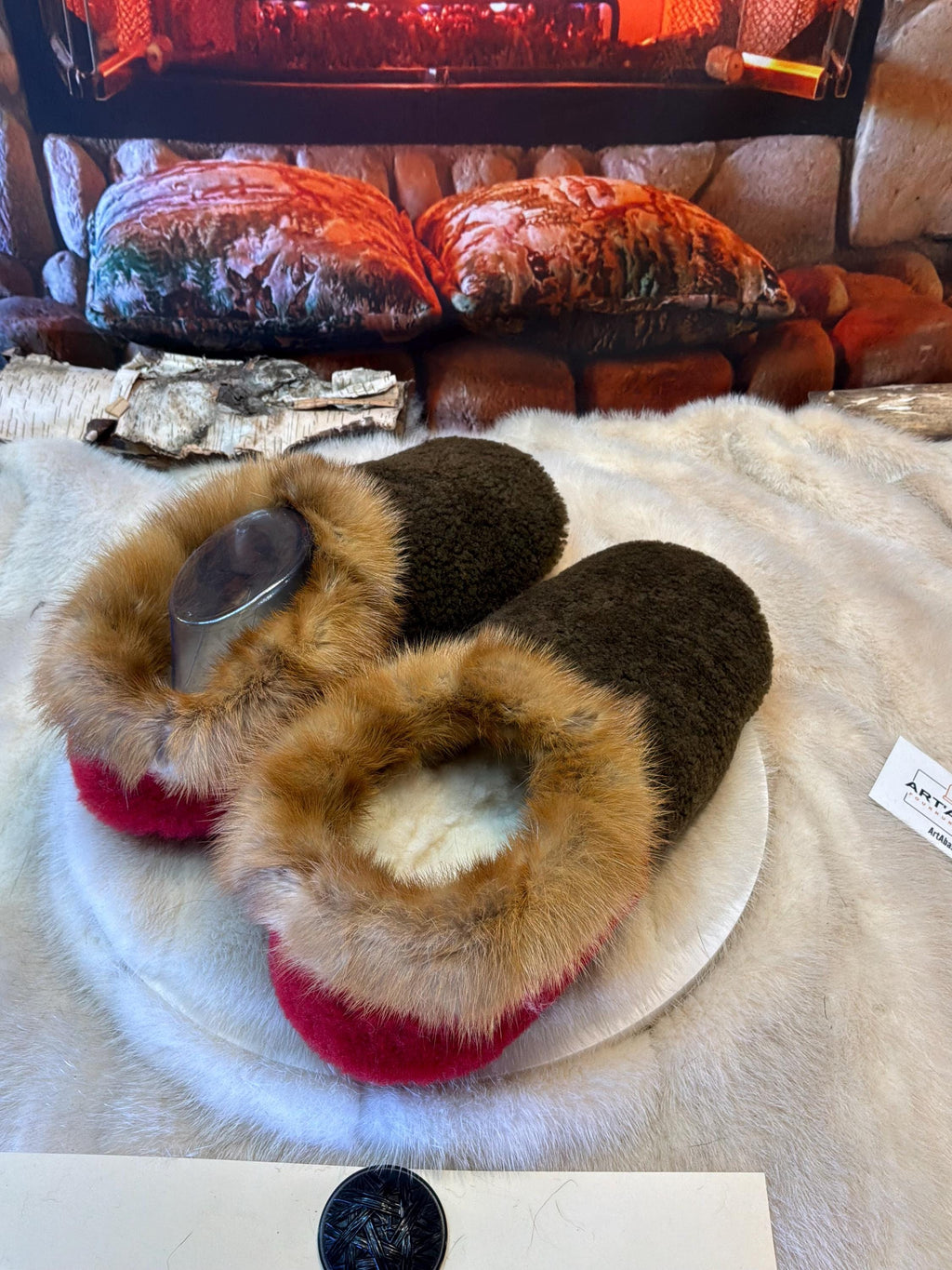 Slipper Paquerette pointure 9 Homme / 11 Femme – Sherling italien & cuir recyclé, pièce unique faite à la main au Québec