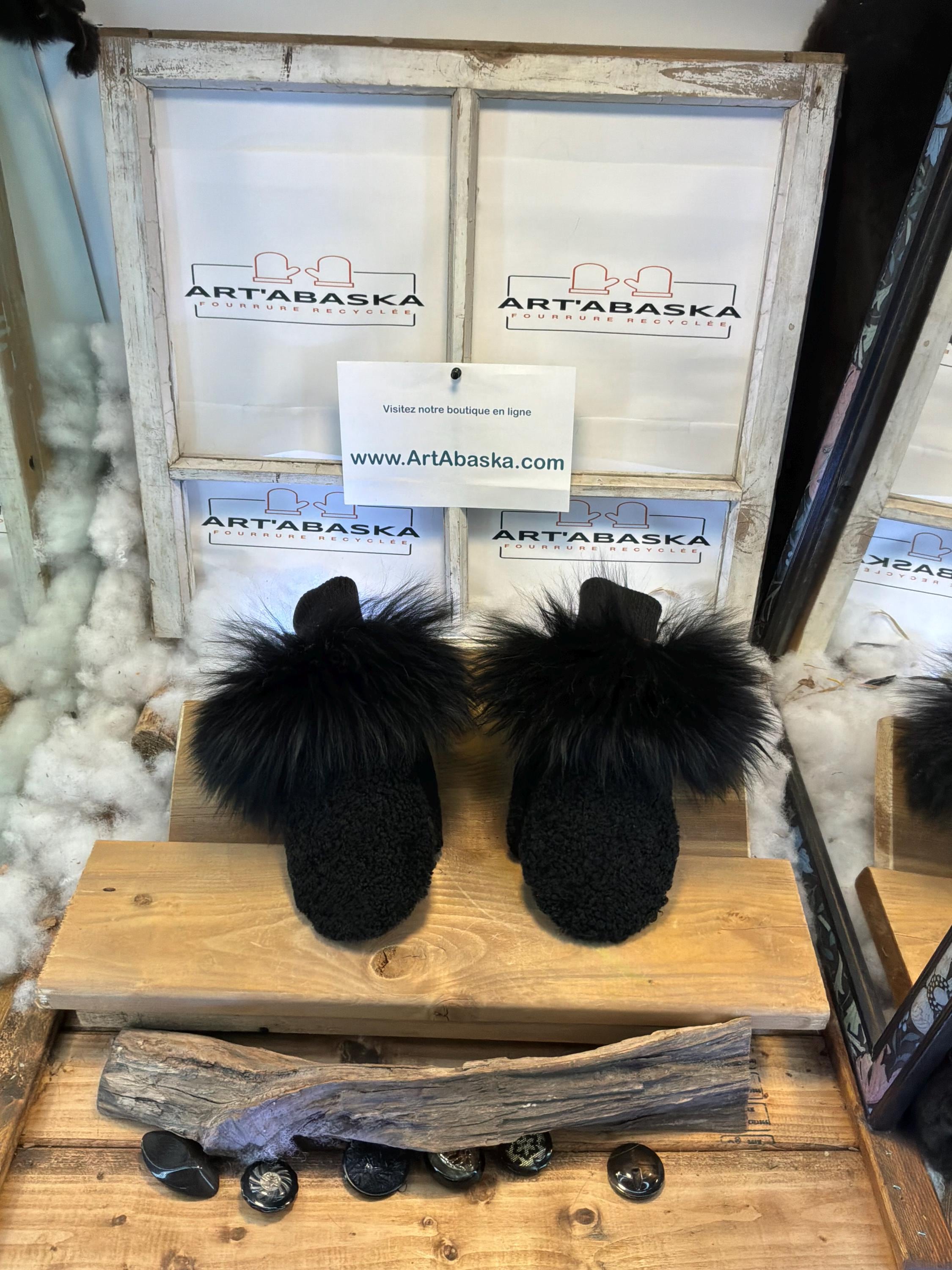 Mitaines de ville Medium Andrée en fourrure recyclée – Faites à la main au Québec – Légères, élégantes, confort urbain – ArtAbaska