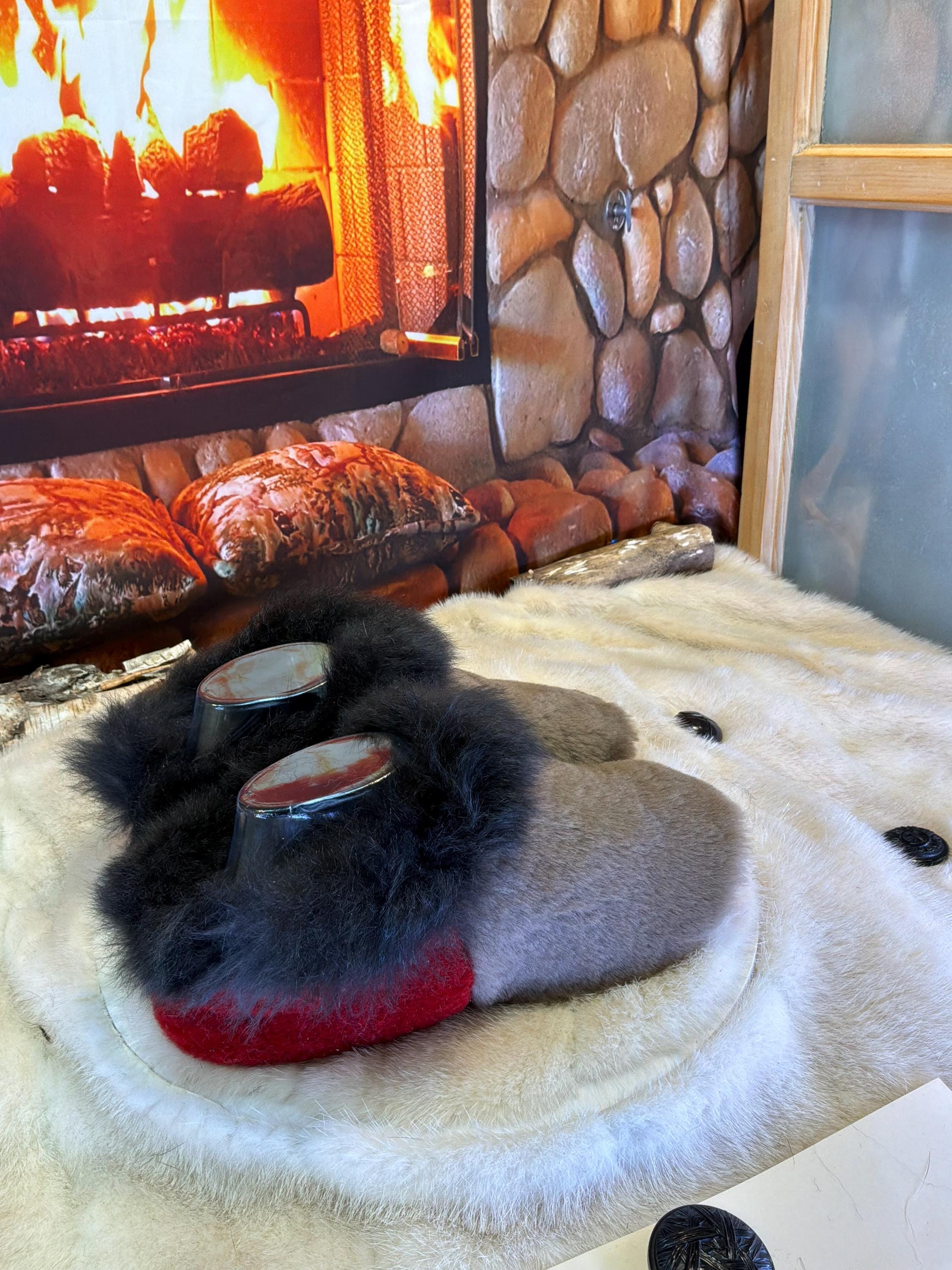 Slipper Germaine pointure 7 femme – Sherling italien & cuir recyclé, pièce unique faite à la main au Québec