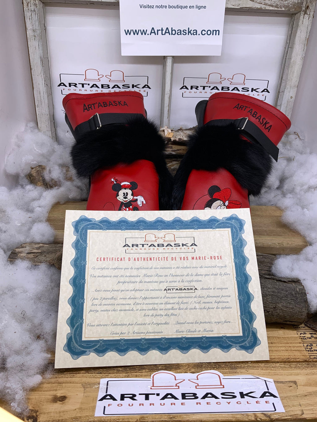 Mitaines Marie-Rose X-Large Édition Minnie Mouse cuir rouge noir fourrure renard et lapin recyclés Disney artisanal Québec