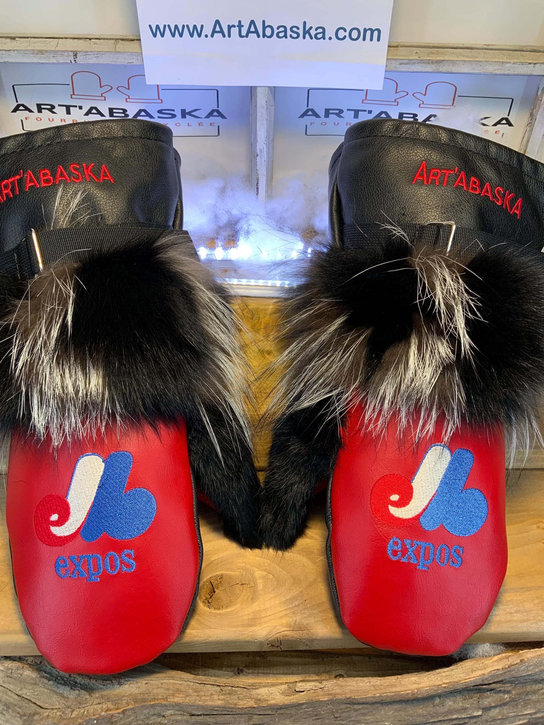 Mitaines Antoinette XL edition hommage Expos de Montreal cuir italien noir & fourrures recyclees fait a la main piece unique Quebec