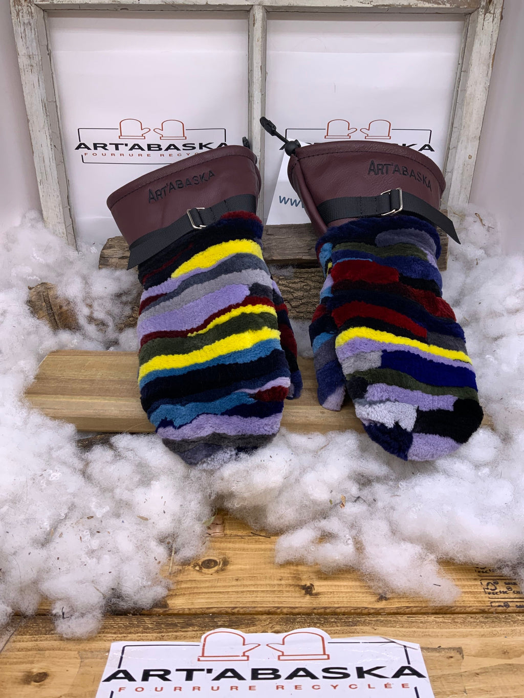 Mitaines Gilberte X-Large – Patchwork renard recyclé cousu une à une, cuir bourgogne intérieur amovible – fait main Québec