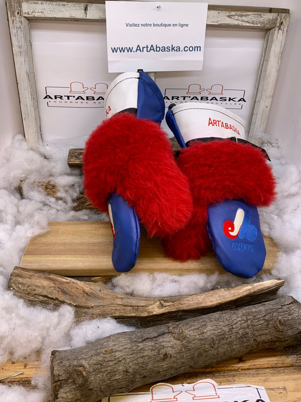 Mitaines Alice Expos de Montréal cuir bleu blanc brodé fourrure mouton recyclé fait à la main Large Québec baseball nostalgie