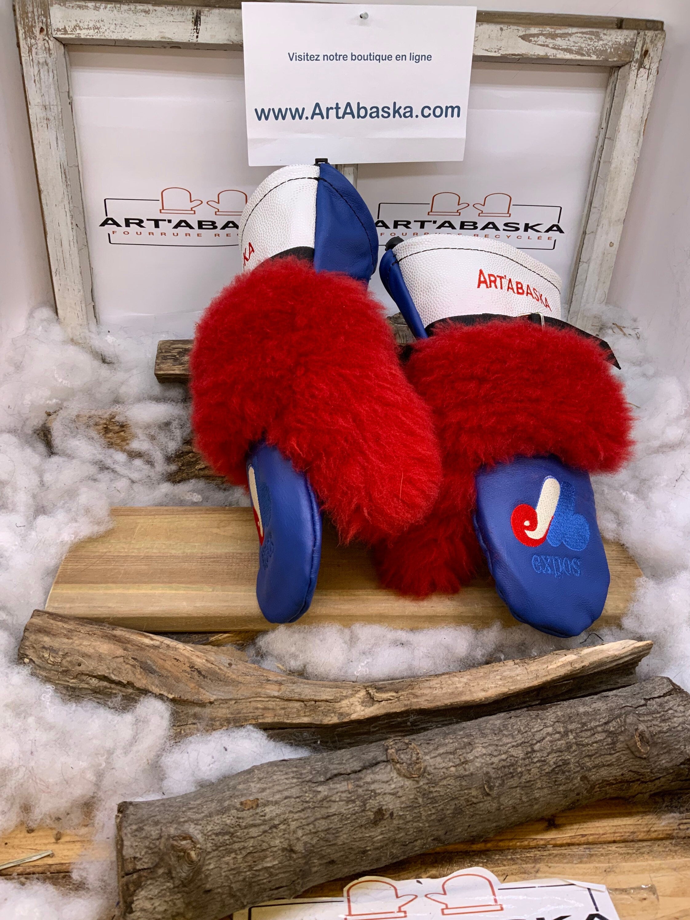 Mitaines Alice Expos de Montréal cuir bleu blanc brodé fourrure mouton recyclé fait à la main Large Québec baseball nostalgie