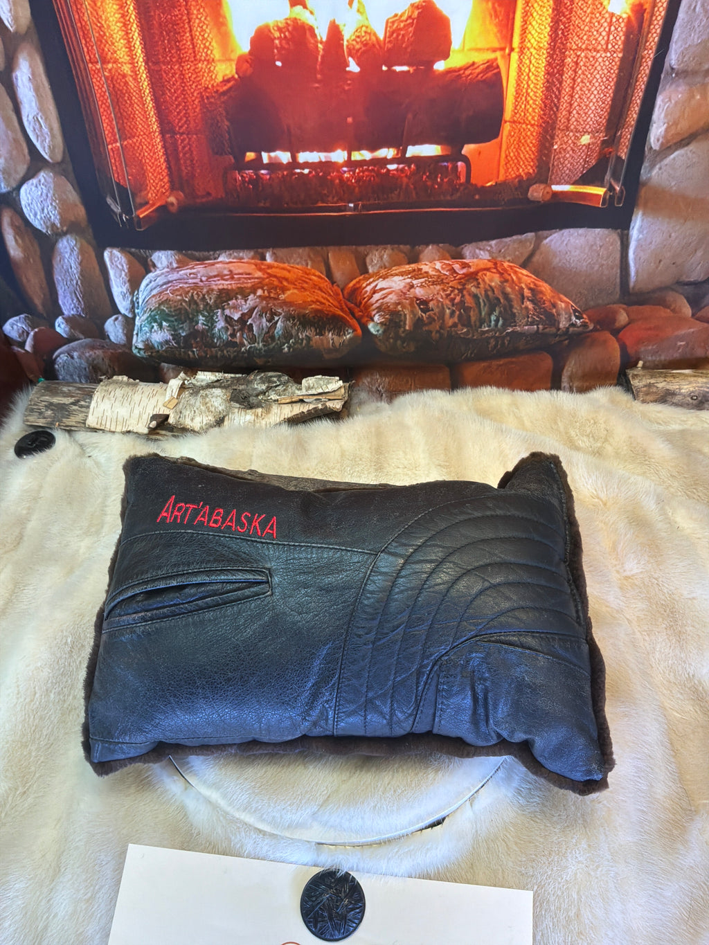 Coussin décoratif Rollande en fourrure recyclée de Vison rasé