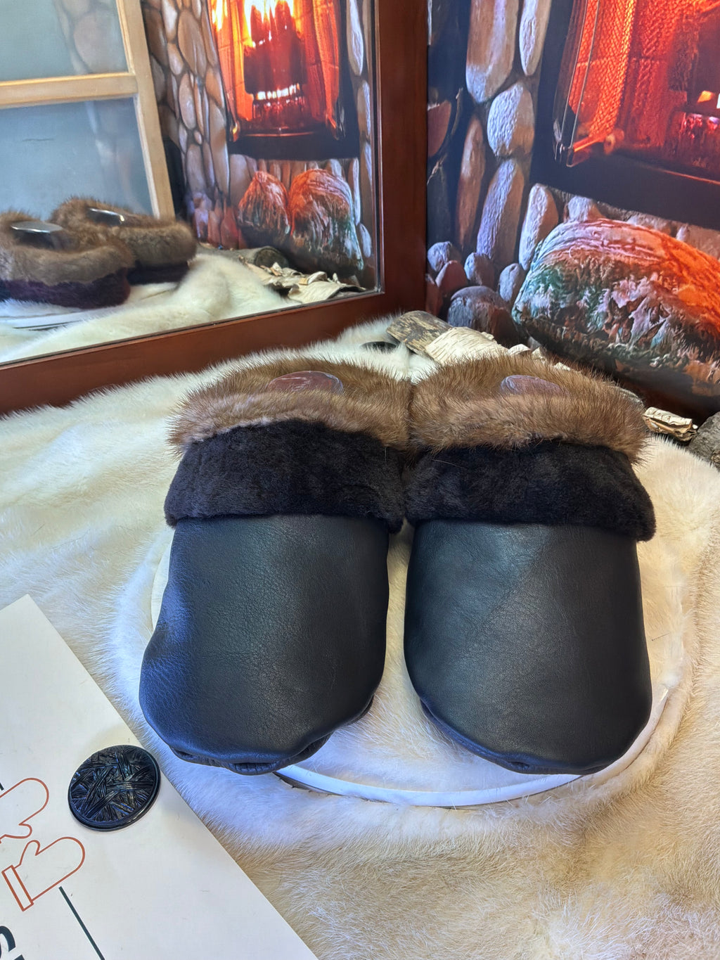 Slipper Les Françoise pointure 12 Homme – Sherling italien & cuir recyclé, pièce unique faite à la main au Québec