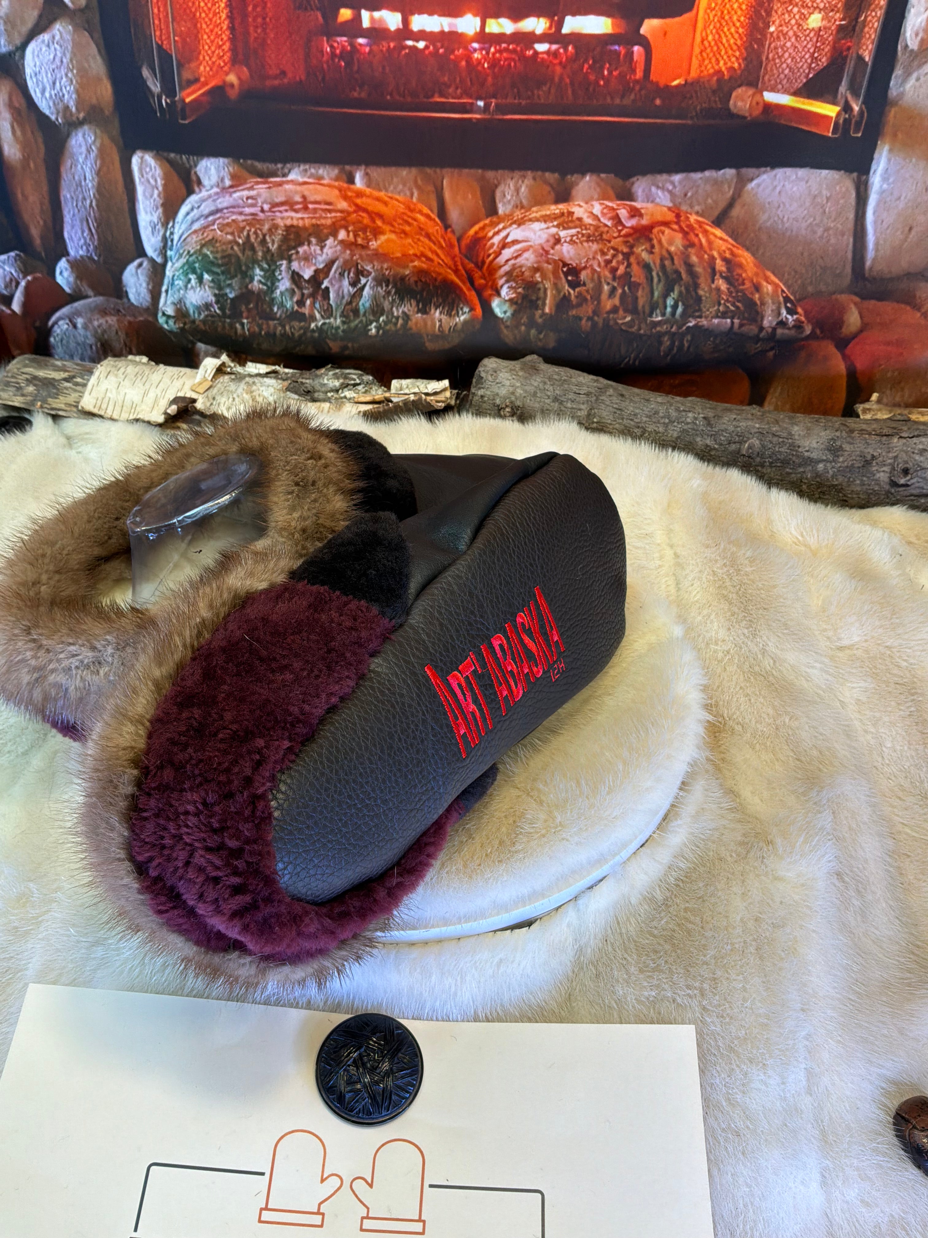Slipper Les Françoise pointure 12 Homme – Sherling italien & cuir recyclé, pièce unique faite à la main au Québec