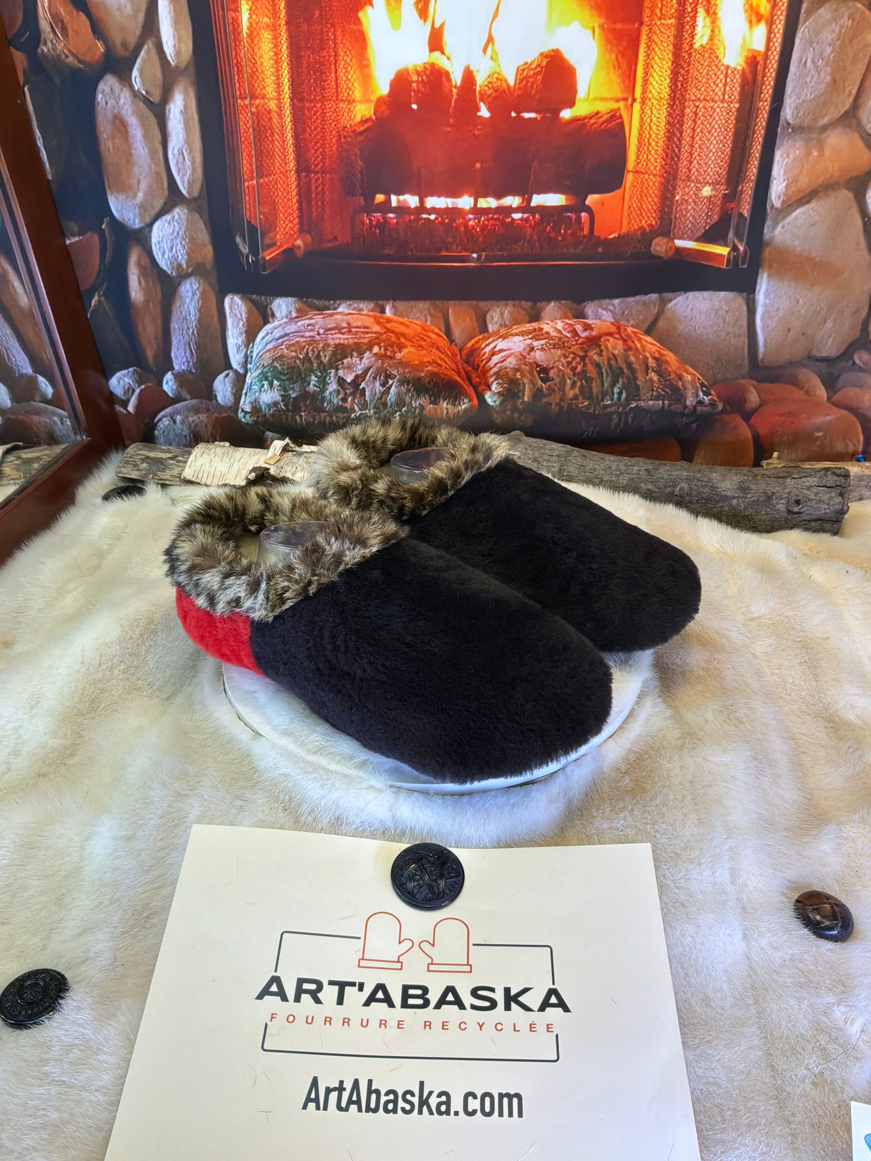 Slipper Les Marguerite pointure 12 Homme – Sherling italien & cuir recyclé, pièce unique faite à la main au Québec