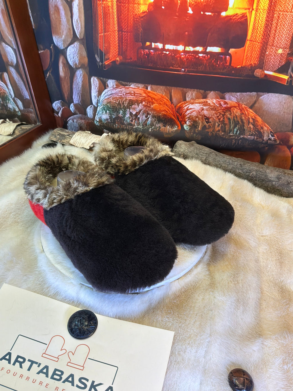 Slipper Les Marguerite pointure 12 Homme – Sherling italien & cuir recyclé, pièce unique faite à la main au Québec