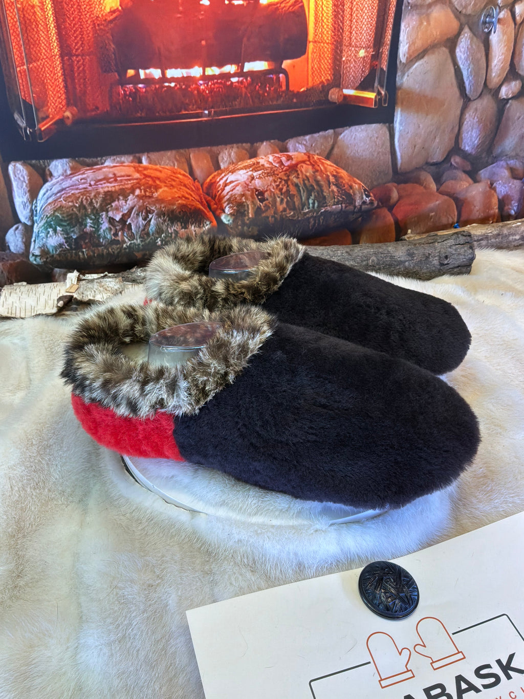 Slipper Les Marguerite pointure 12 Homme – Sherling italien & cuir recyclé, pièce unique faite à la main au Québec