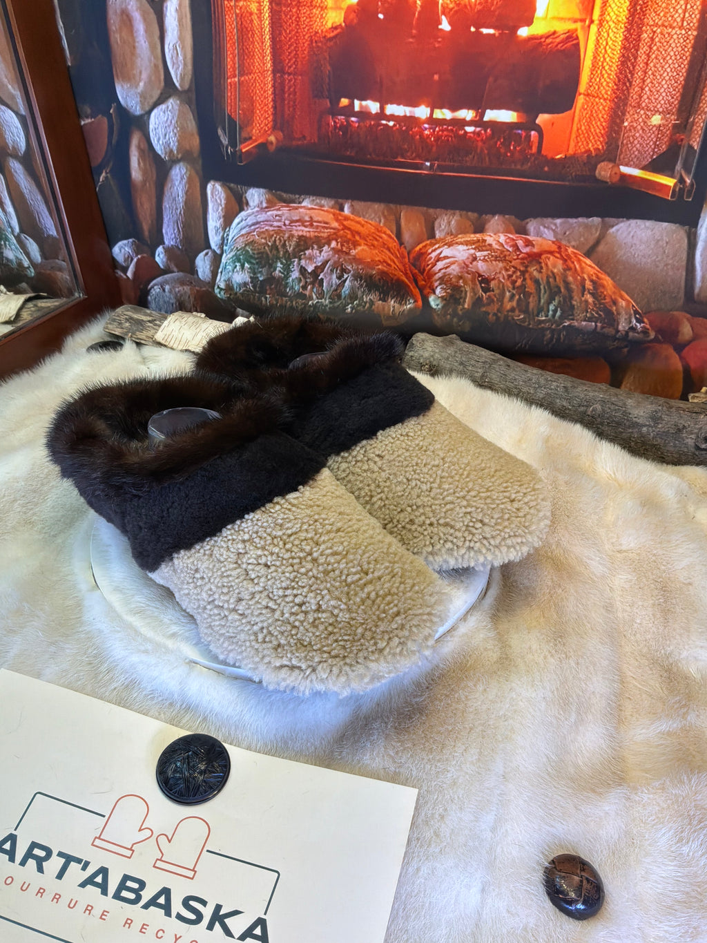 Slipper Les Germaine pointure 12 Homme – Sherling italien & cuir recyclé, pièce unique faite à la main au Québec