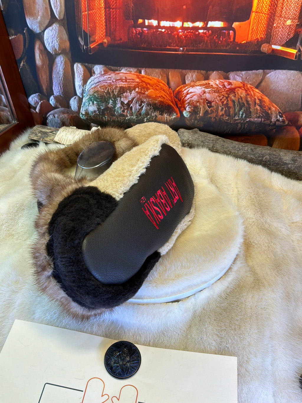 Slipper Les Céline pointure 12 Homme – Sherling italien & cuir recyclé, pièce unique faite à la main au Québec