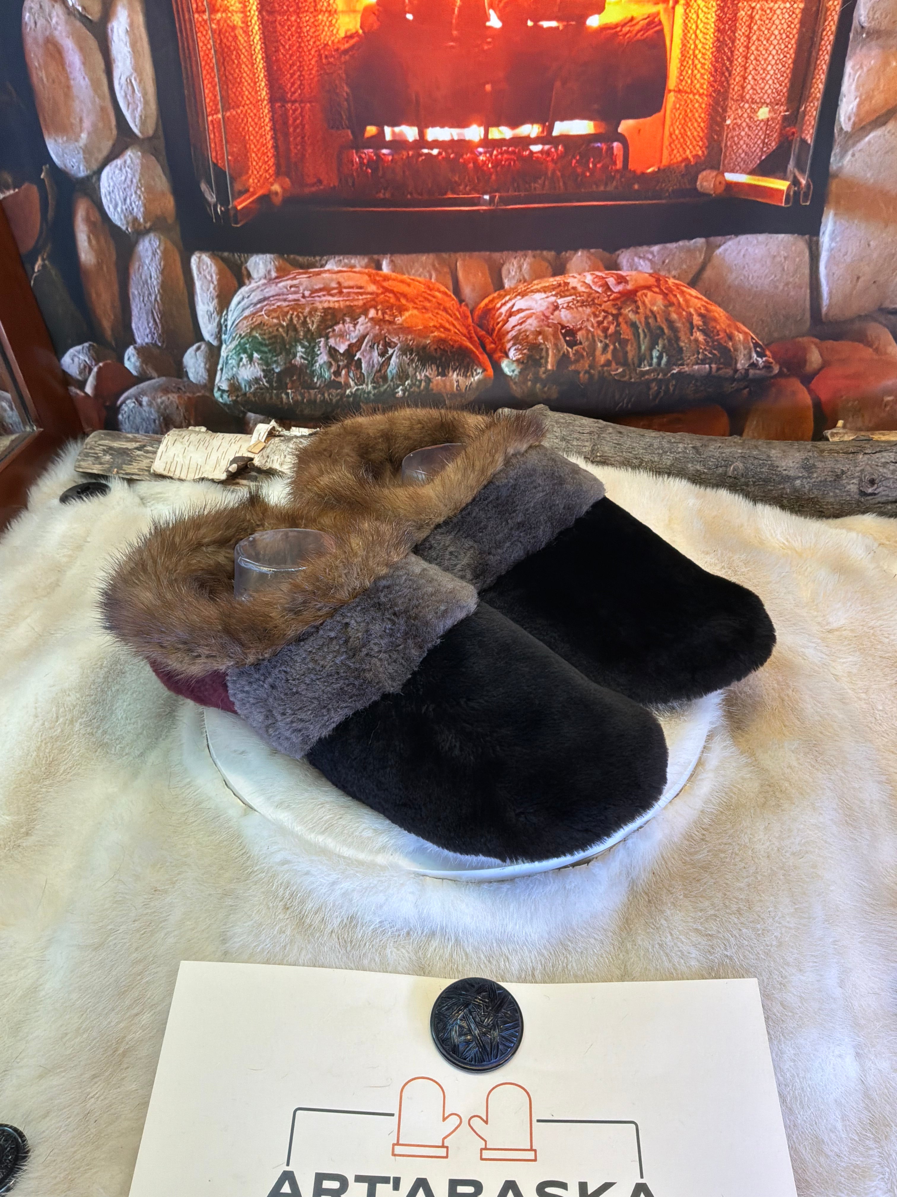 Slipper Les Jeanne pointure 12 Homme – Sherling italien & cuir recyclé, pièce unique faite à la main au Québec
