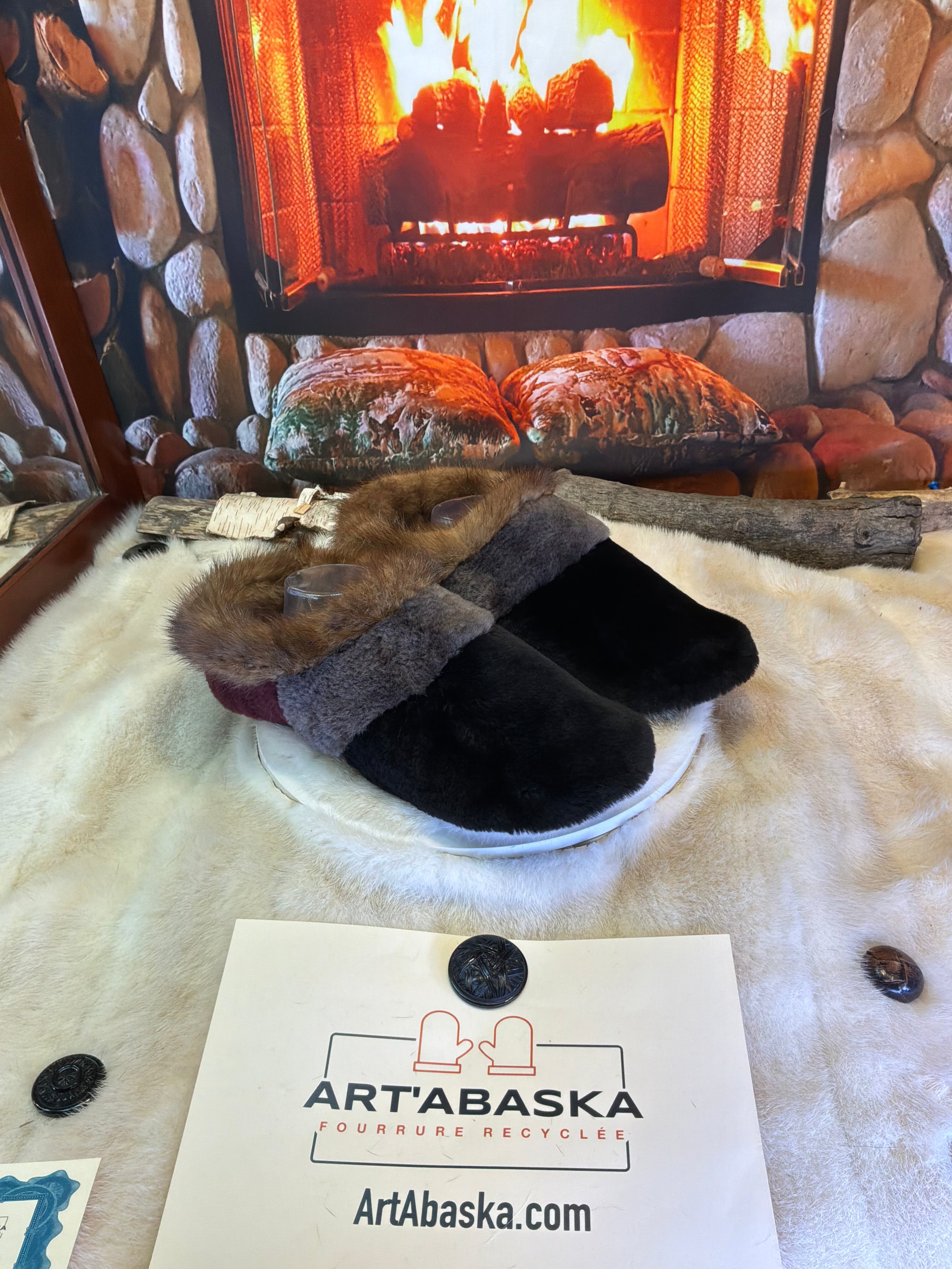 Slipper Les Jeanne pointure 12 Homme – Sherling italien & cuir recyclé, pièce unique faite à la main au Québec