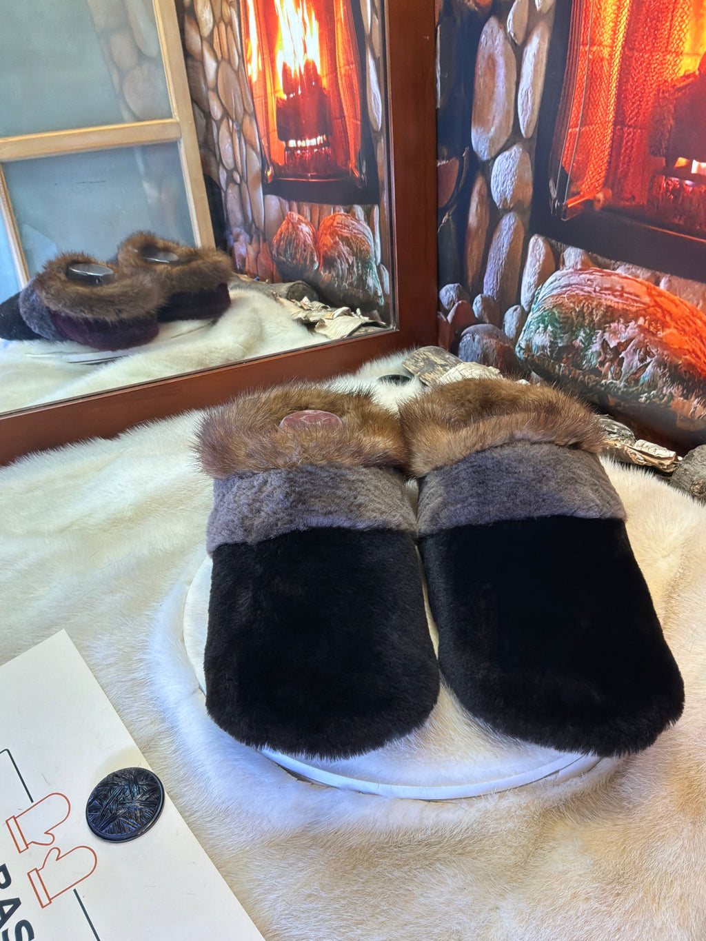 Slipper Les Jeanne pointure 12 Homme – Sherling italien & cuir recyclé, pièce unique faite à la main au Québec