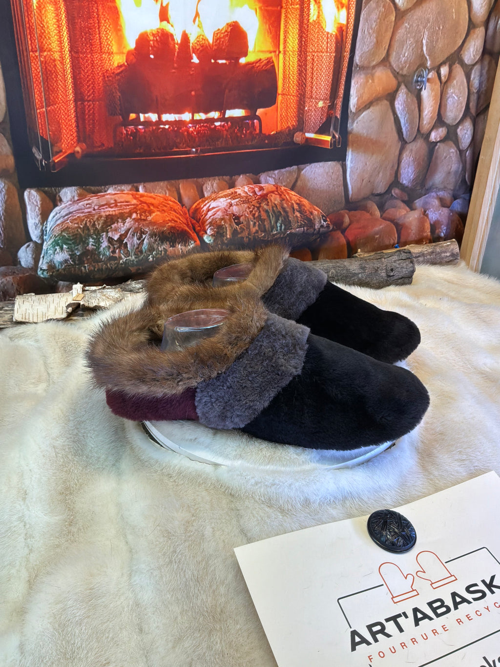 Slipper Les Jeanne pointure 12 Homme – Sherling italien & cuir recyclé, pièce unique faite à la main au Québec