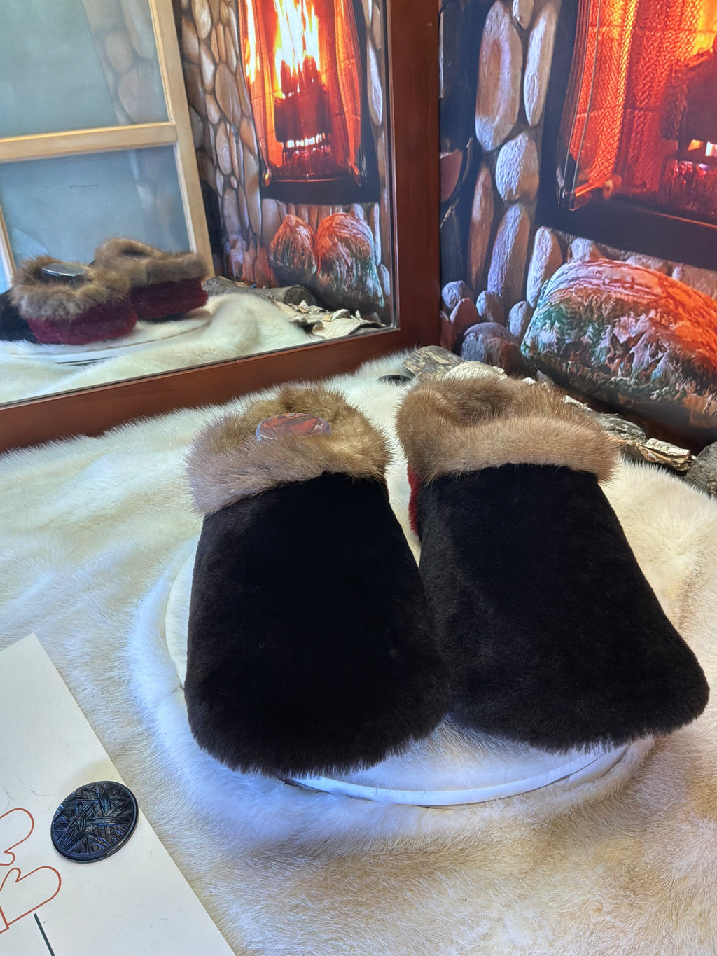 Slipper Les Yvonne pointure 11 Homme – Sherling italien & cuir recyclé, pièce unique faite à la main au Québec