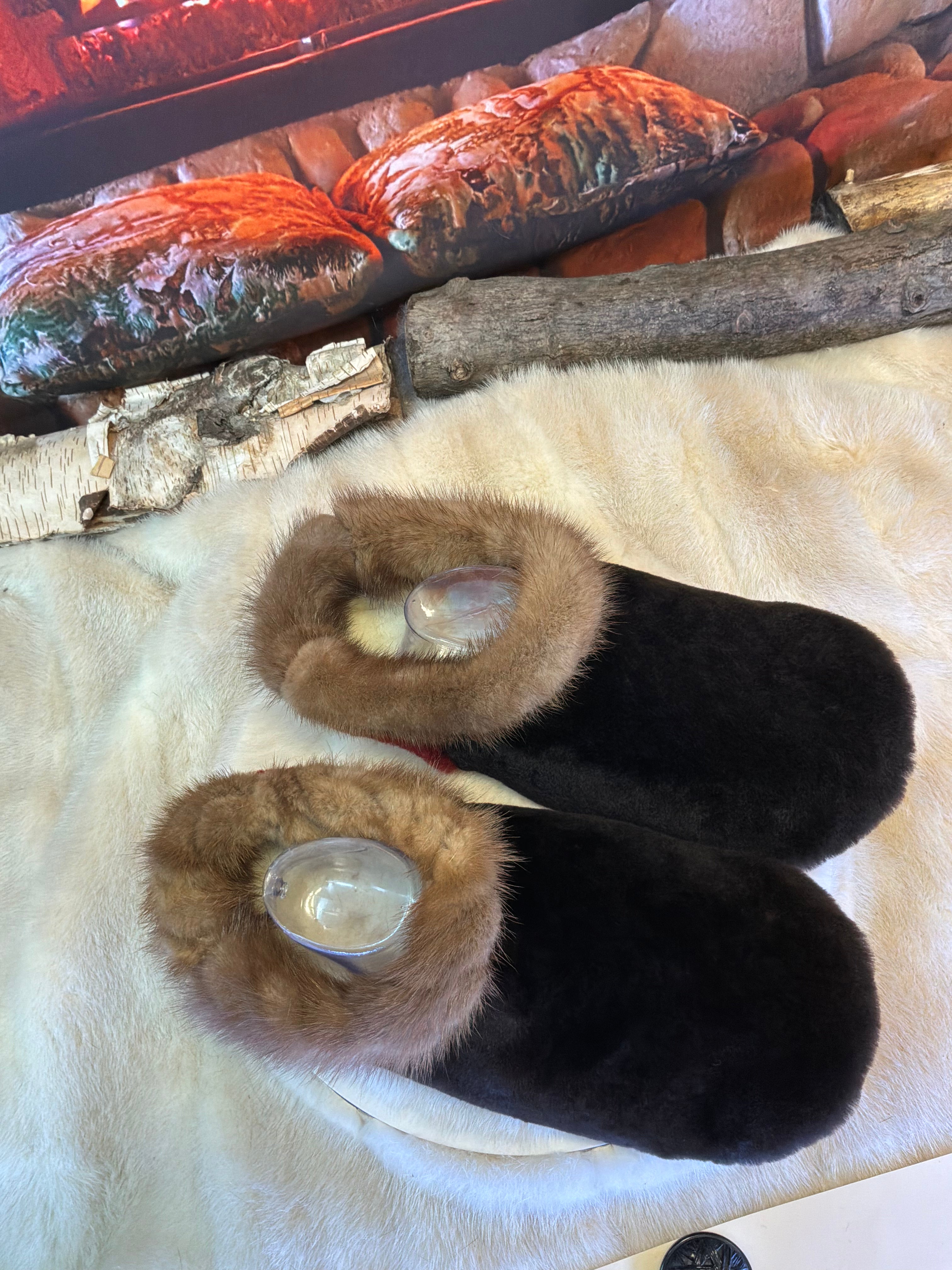 Slipper Les Yvonne pointure 11 Homme – Sherling italien & cuir recyclé, pièce unique faite à la main au Québec