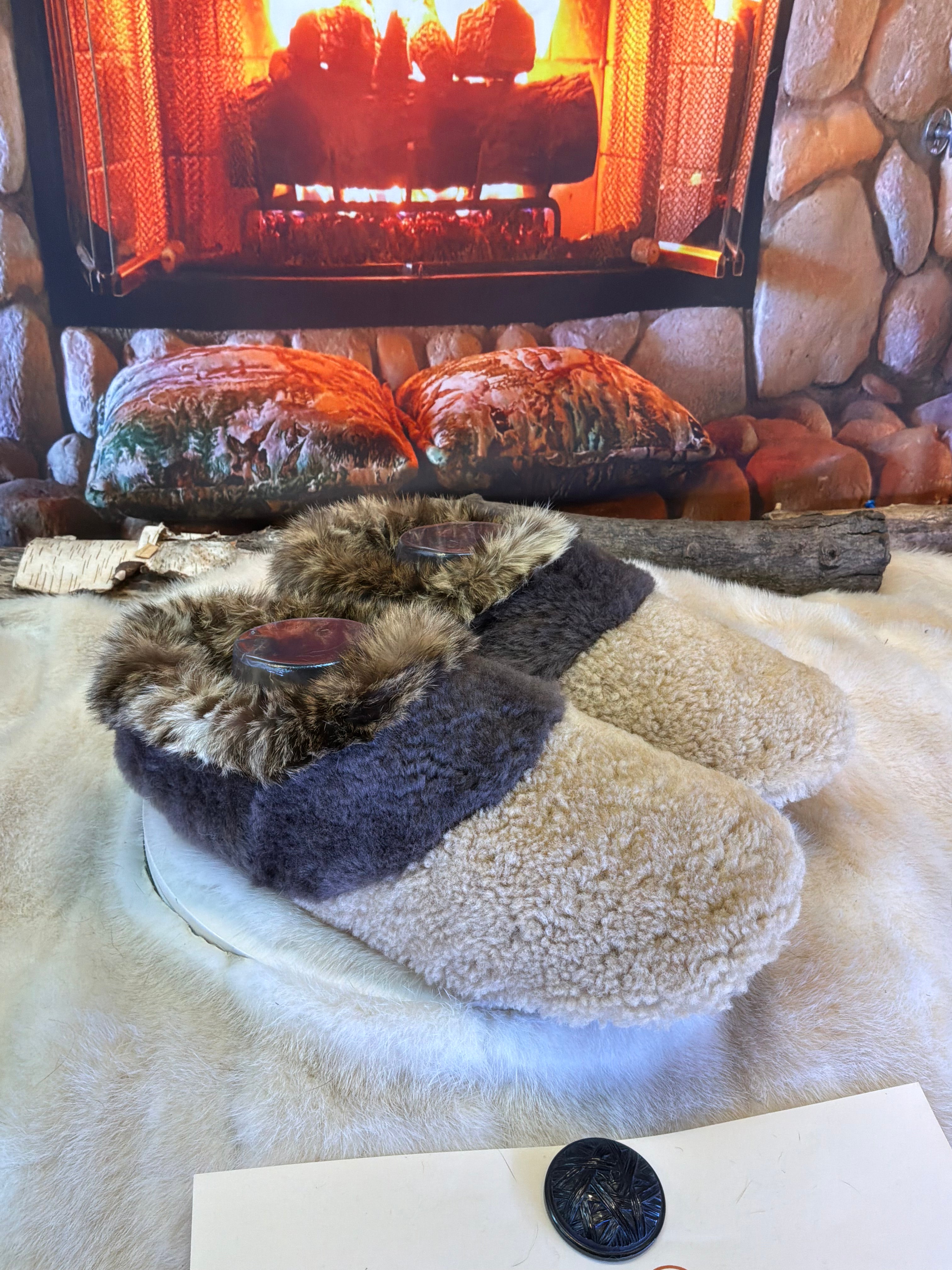Slipper Les Cécile pointure 11 Homme – Sherling italien & cuir recyclé, pièce unique faite à la main au Québec