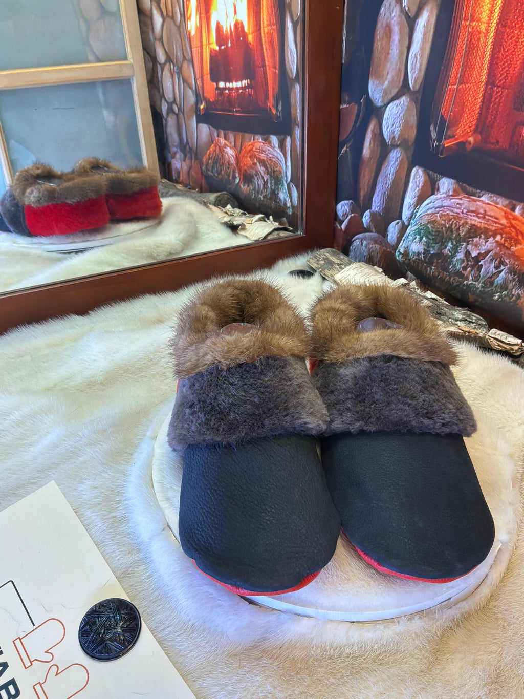 Slipper pointure 11 Homme – Sherling italien & cuir recyclé, pièce unique faite à la main au Québec