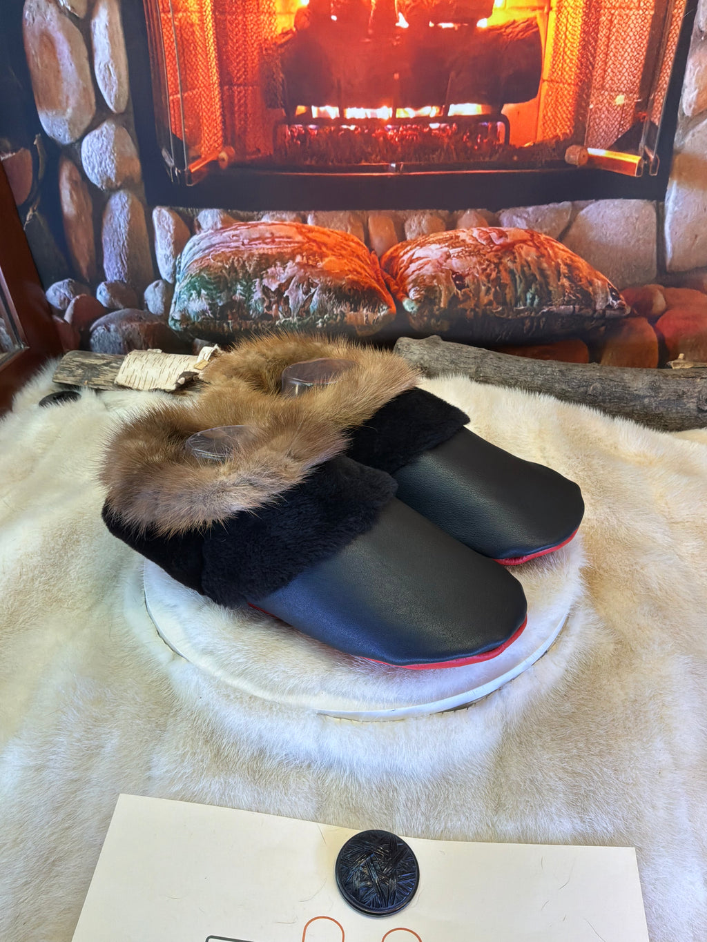 Slipper Les Rita pointure 11 Homme – Sherling italien & cuir recyclé, pièce unique faite à la main au Québec