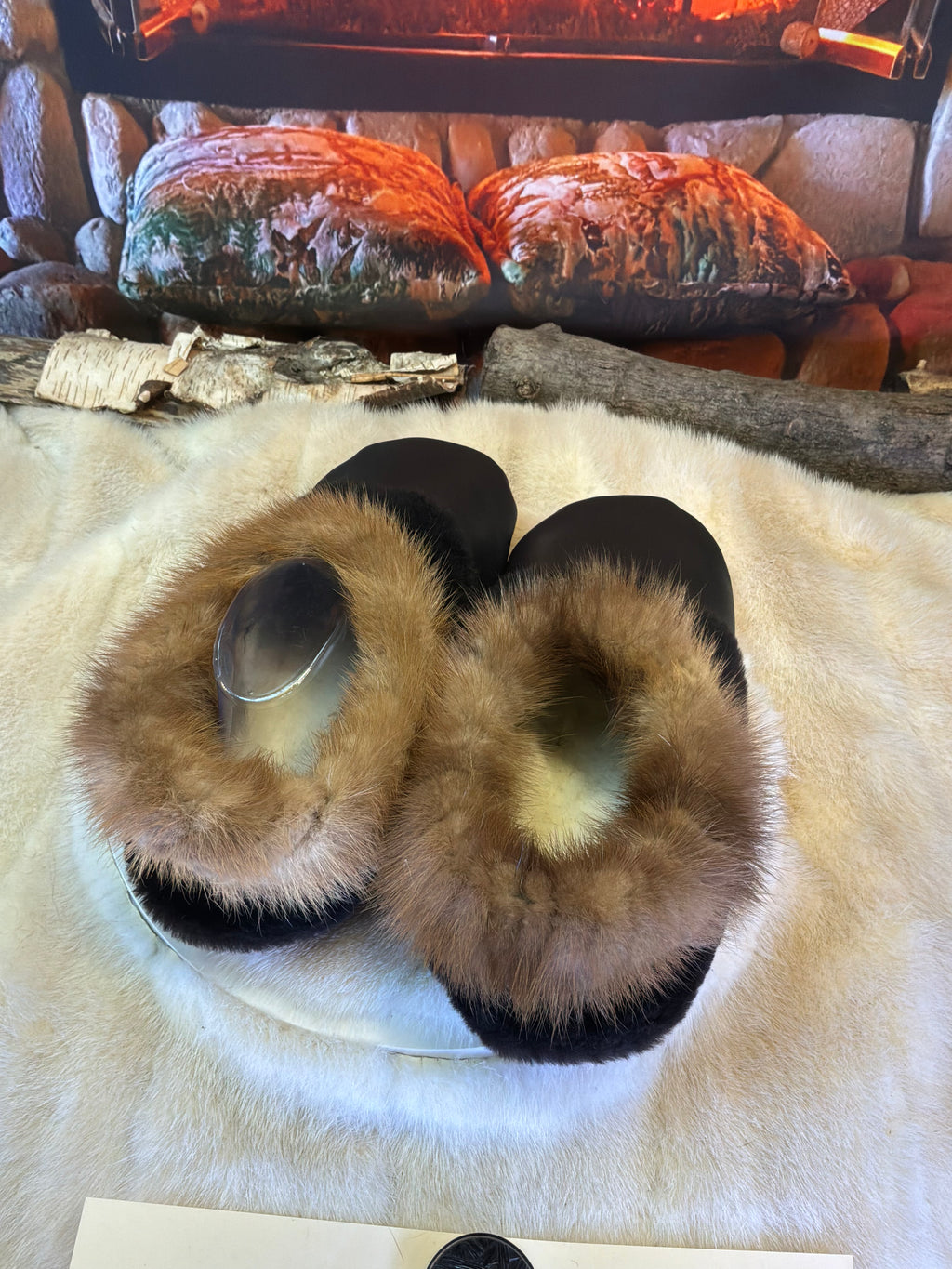Slipper Les Rita pointure 11 Homme – Sherling italien & cuir recyclé, pièce unique faite à la main au Québec