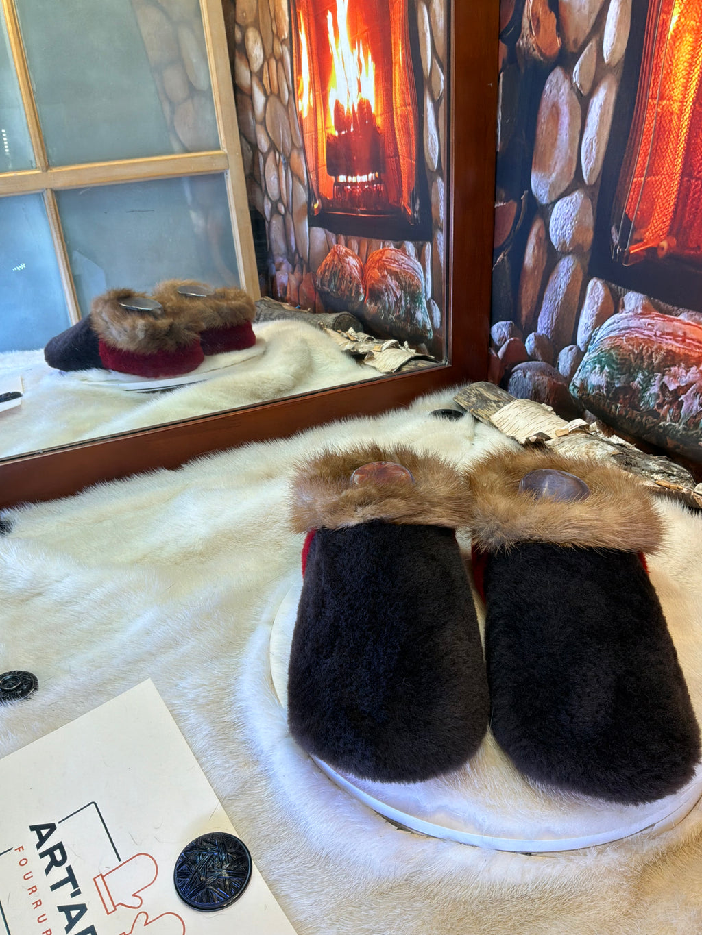 Slipper Les Juliette pointure 9 femme – Sherling italien & cuir recyclé, pièce unique faite à la main au Québec