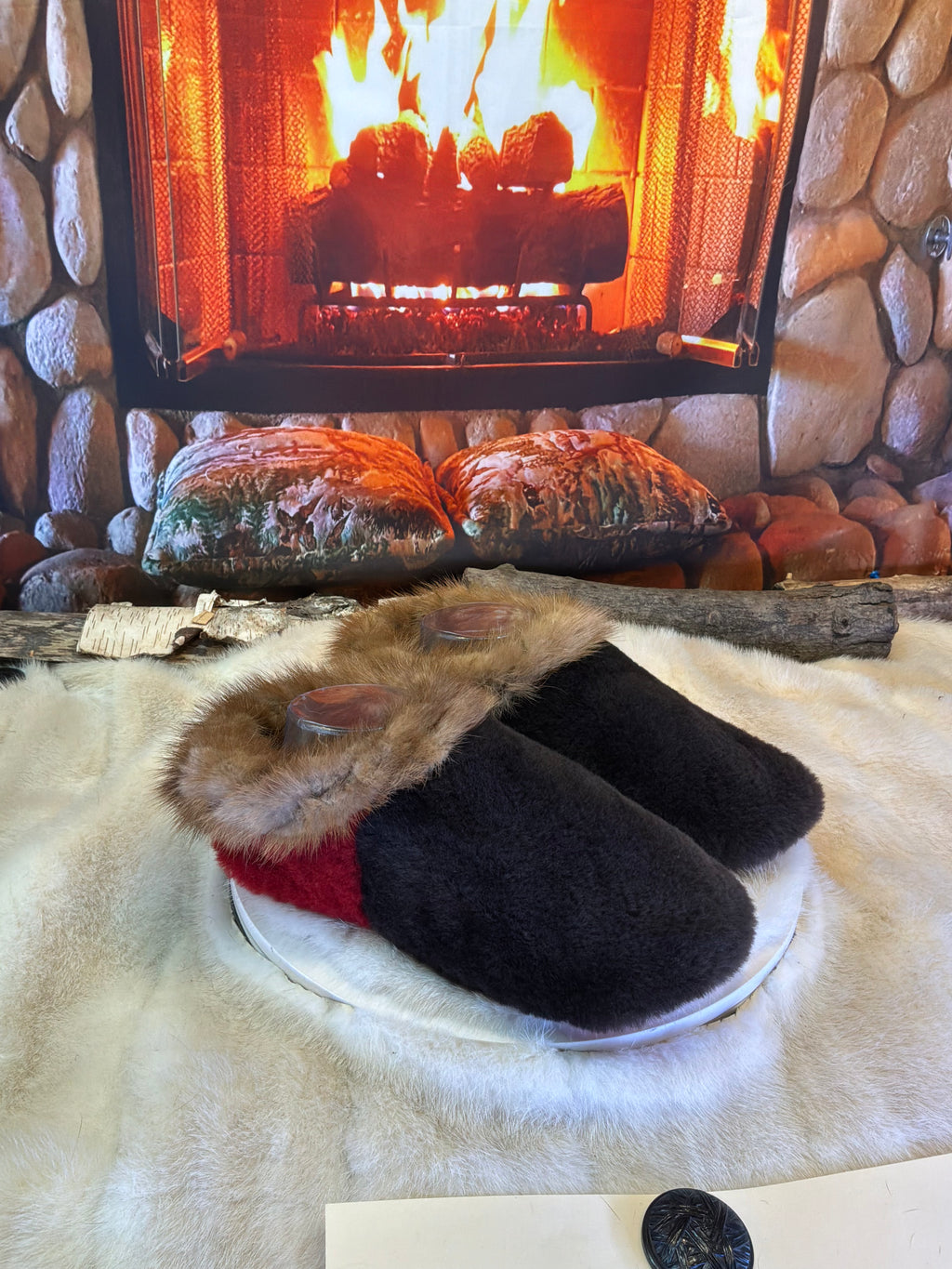 Slipper Les Juliette pointure 9 femme – Sherling italien & cuir recyclé, pièce unique faite à la main au Québec