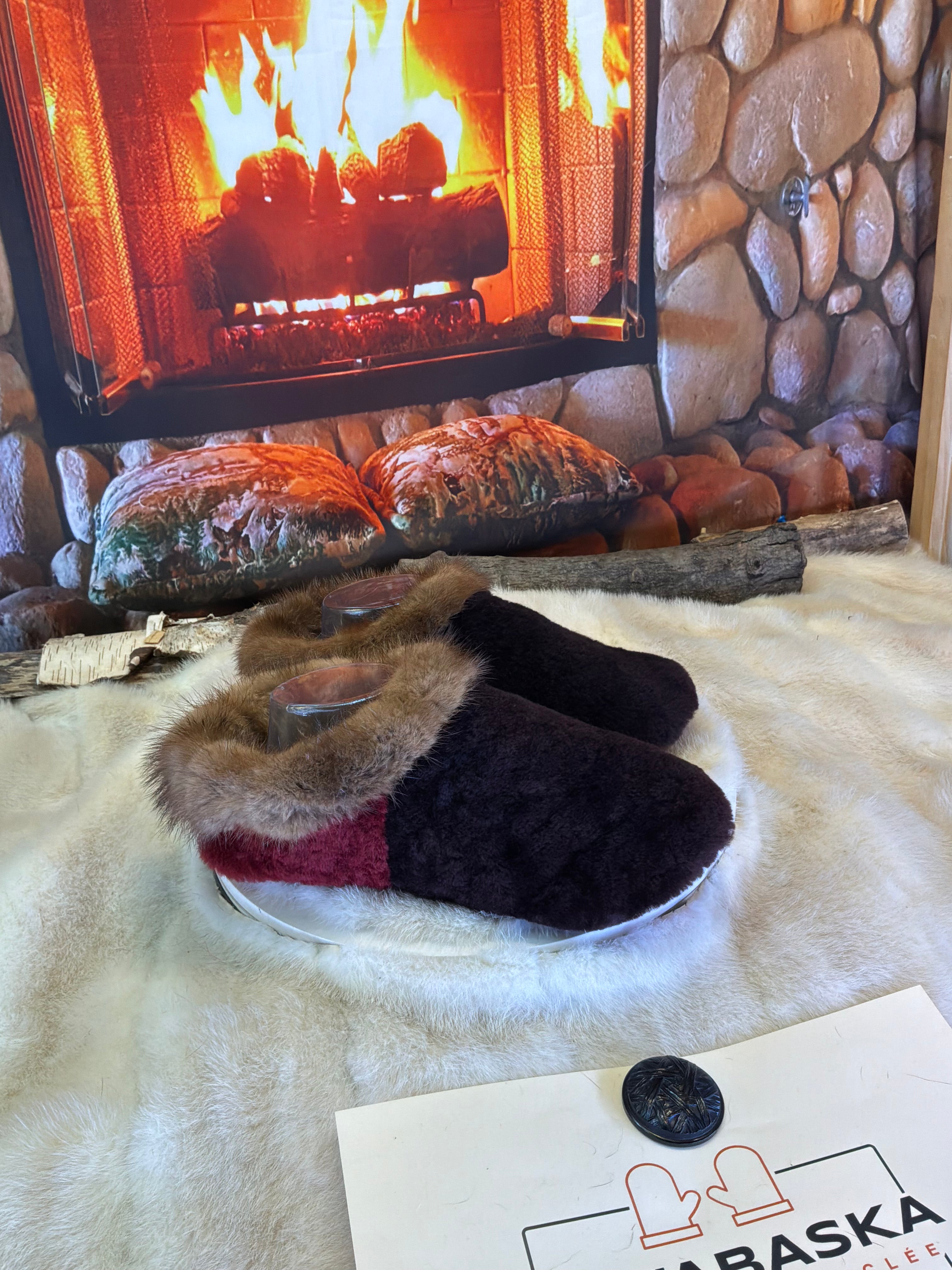 Slipper Les Gabrielle pointure 9 femme – Sherling italien & cuir recyclé, pièce unique faite à la main au Québec